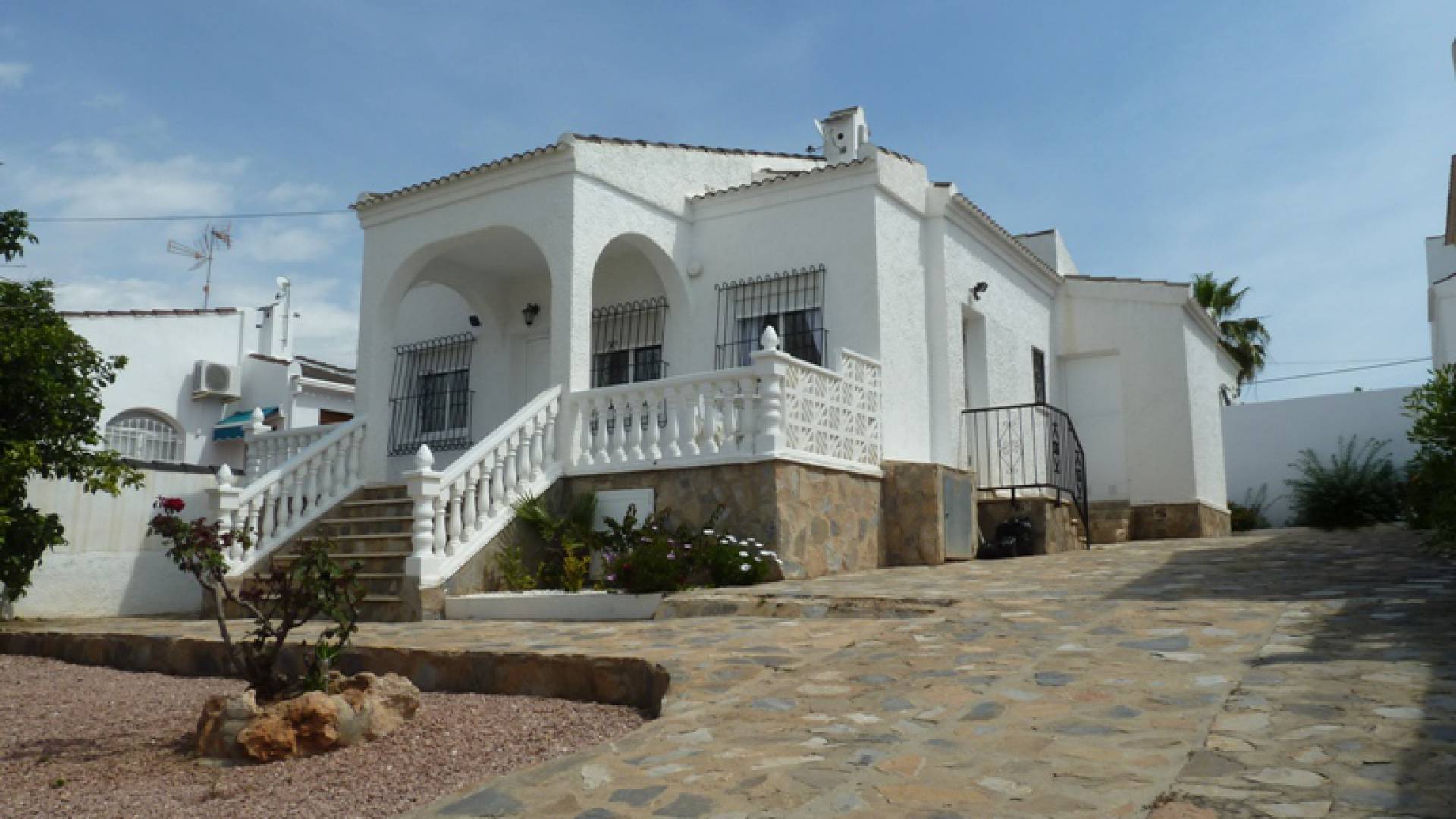 Återförsäljning - Villa - Torrevieja - san luis