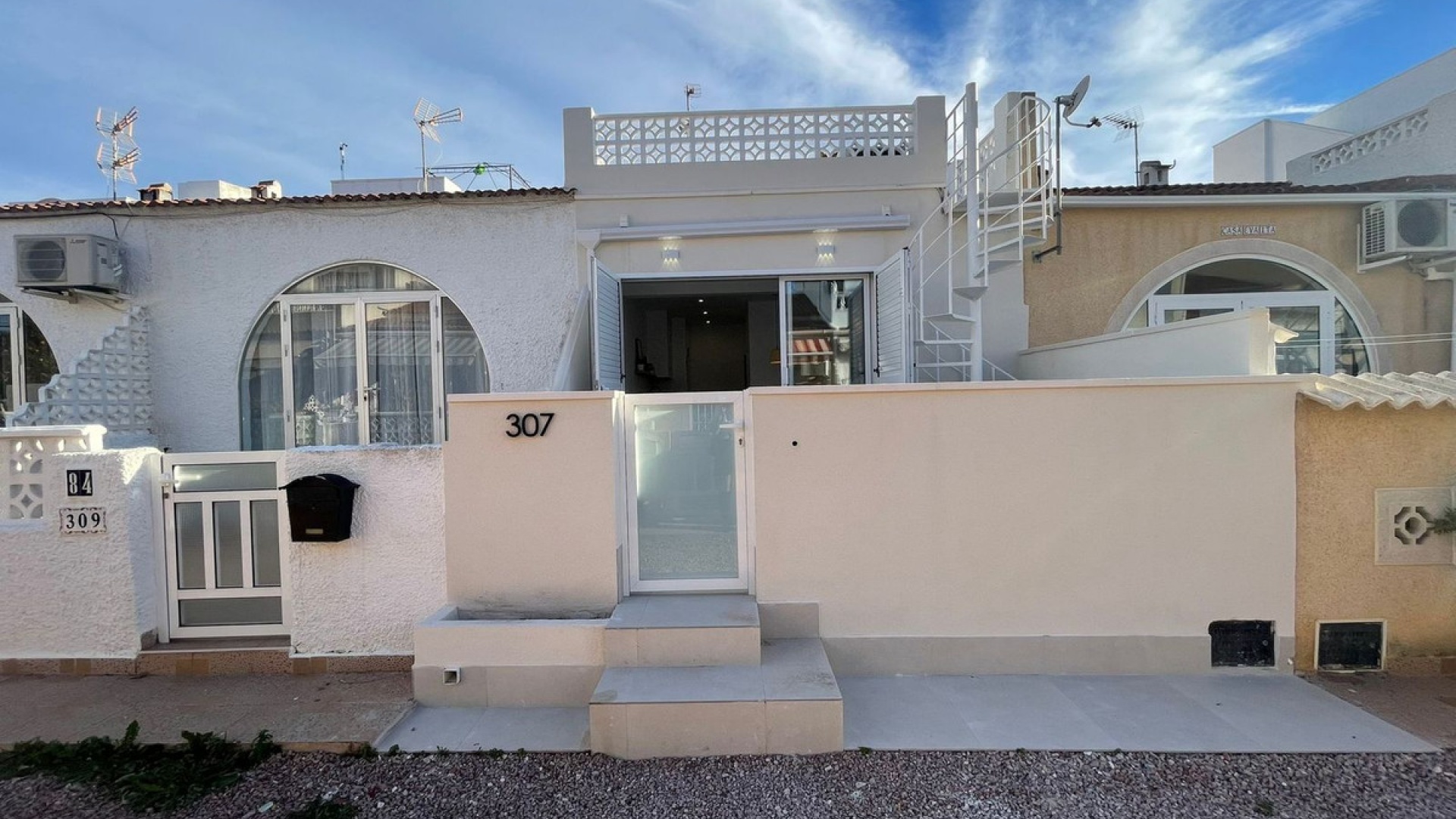 Återförsäljning - Villa - Torrevieja - Torrevieja Centro