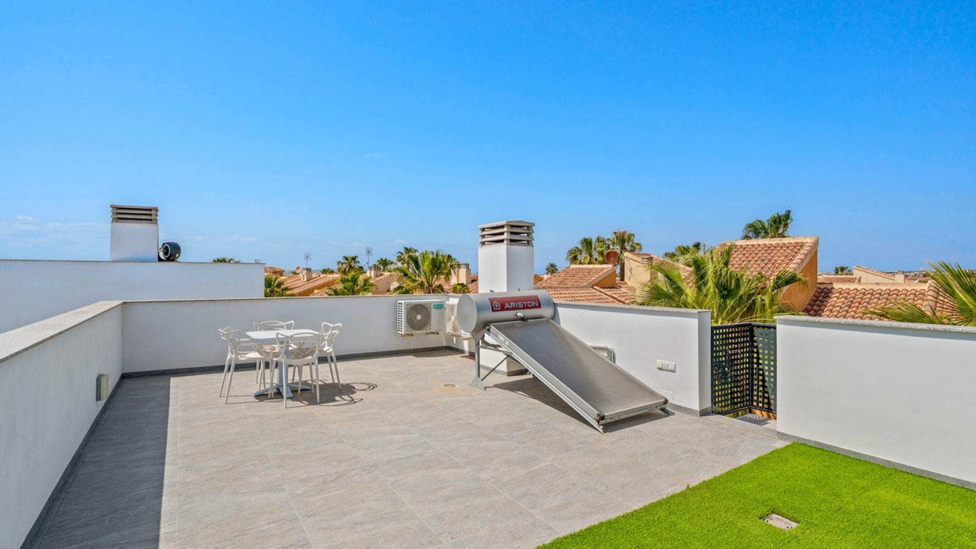 Återförsäljning - Villa - Torrevieja - Torrevieja Centro