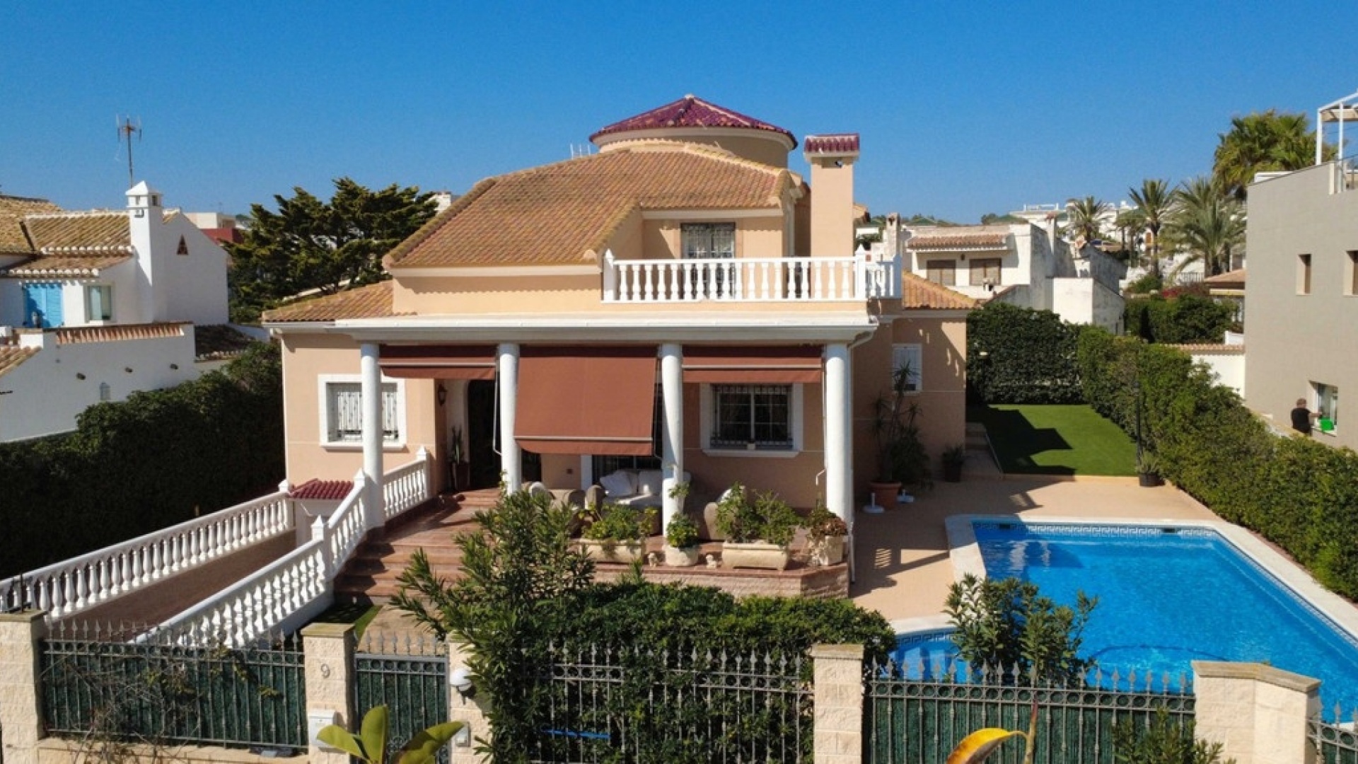 Återförsäljning - Villa - Torrevieja - Torrevieja Centro