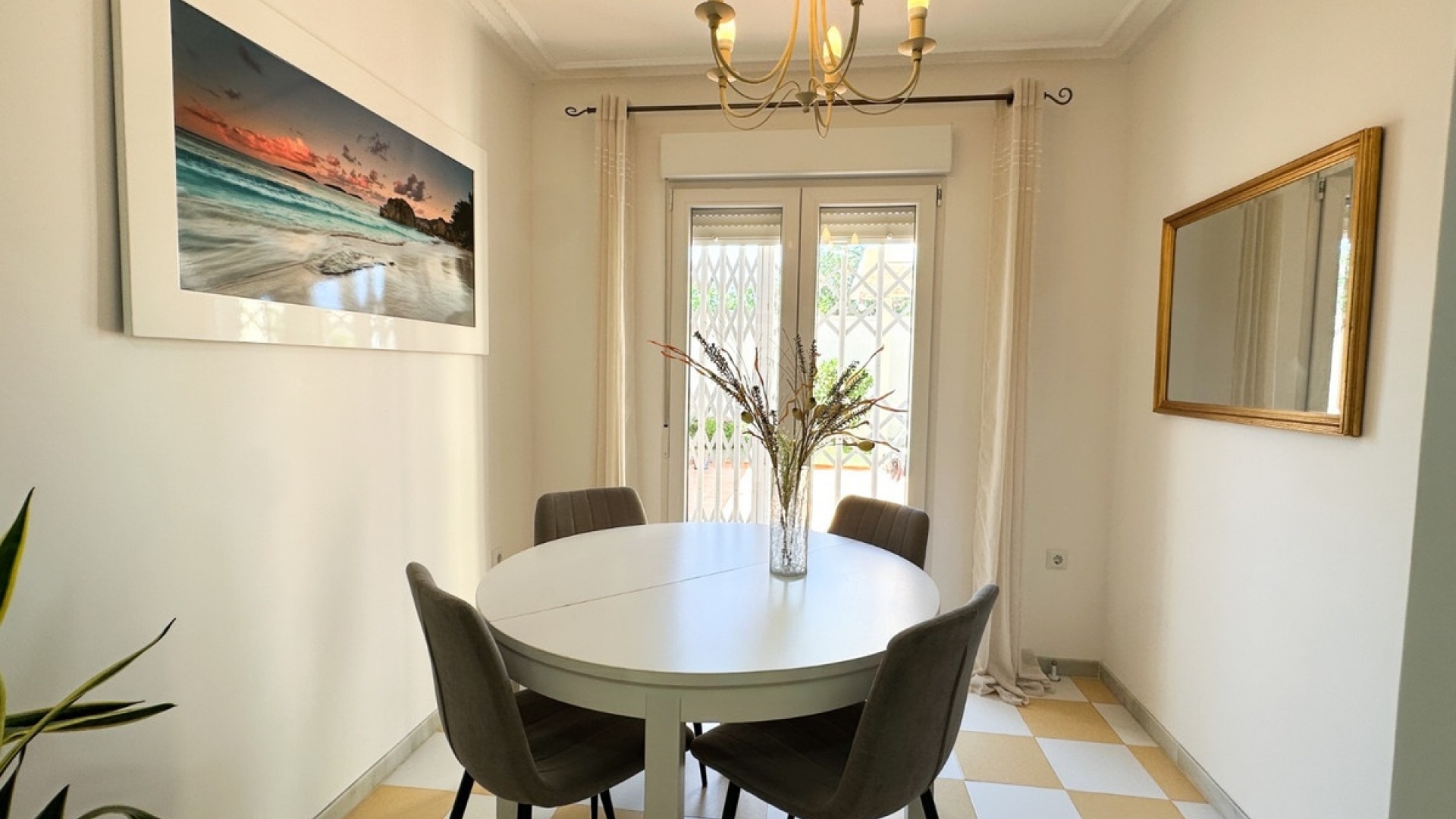 Återförsäljning - Villa - Torrevieja - Torrevieja Centro