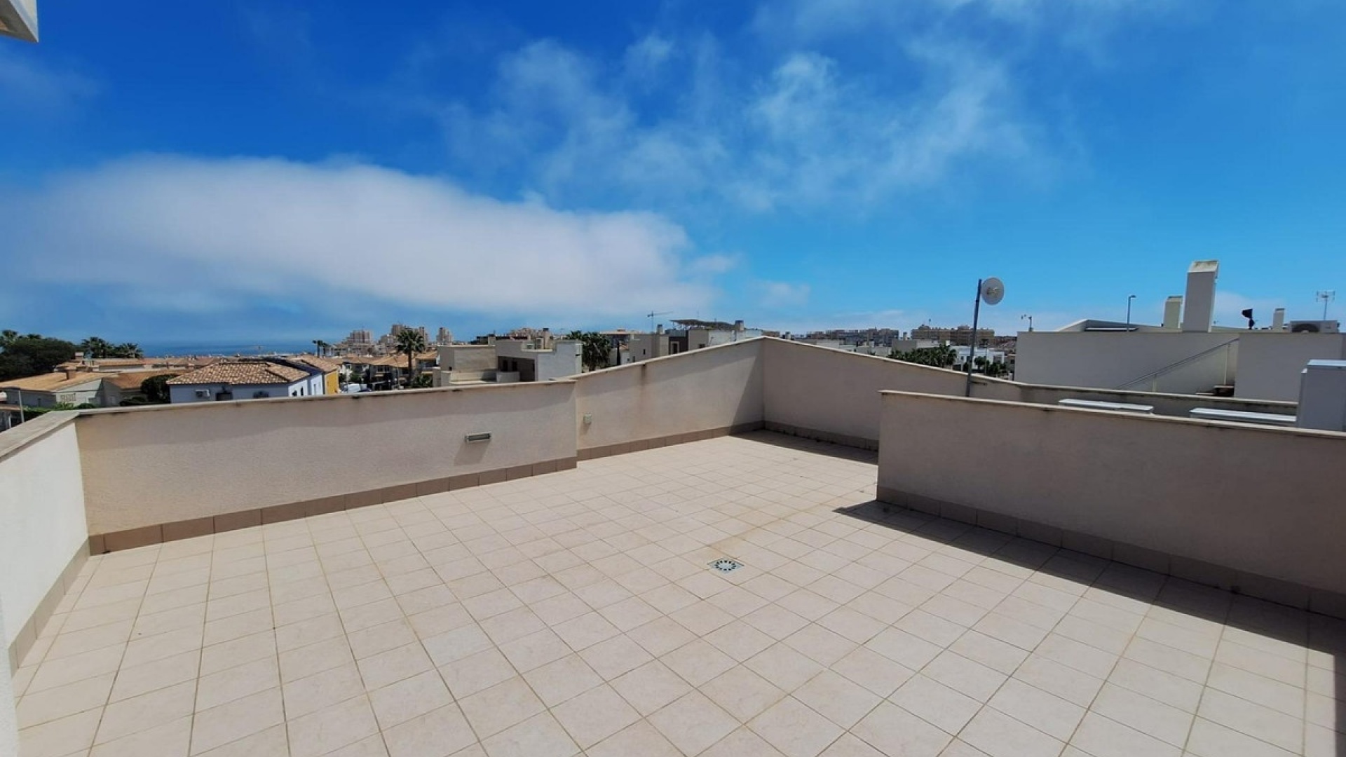 Återförsäljning - Villa - Torrevieja - Torrevieja Centro