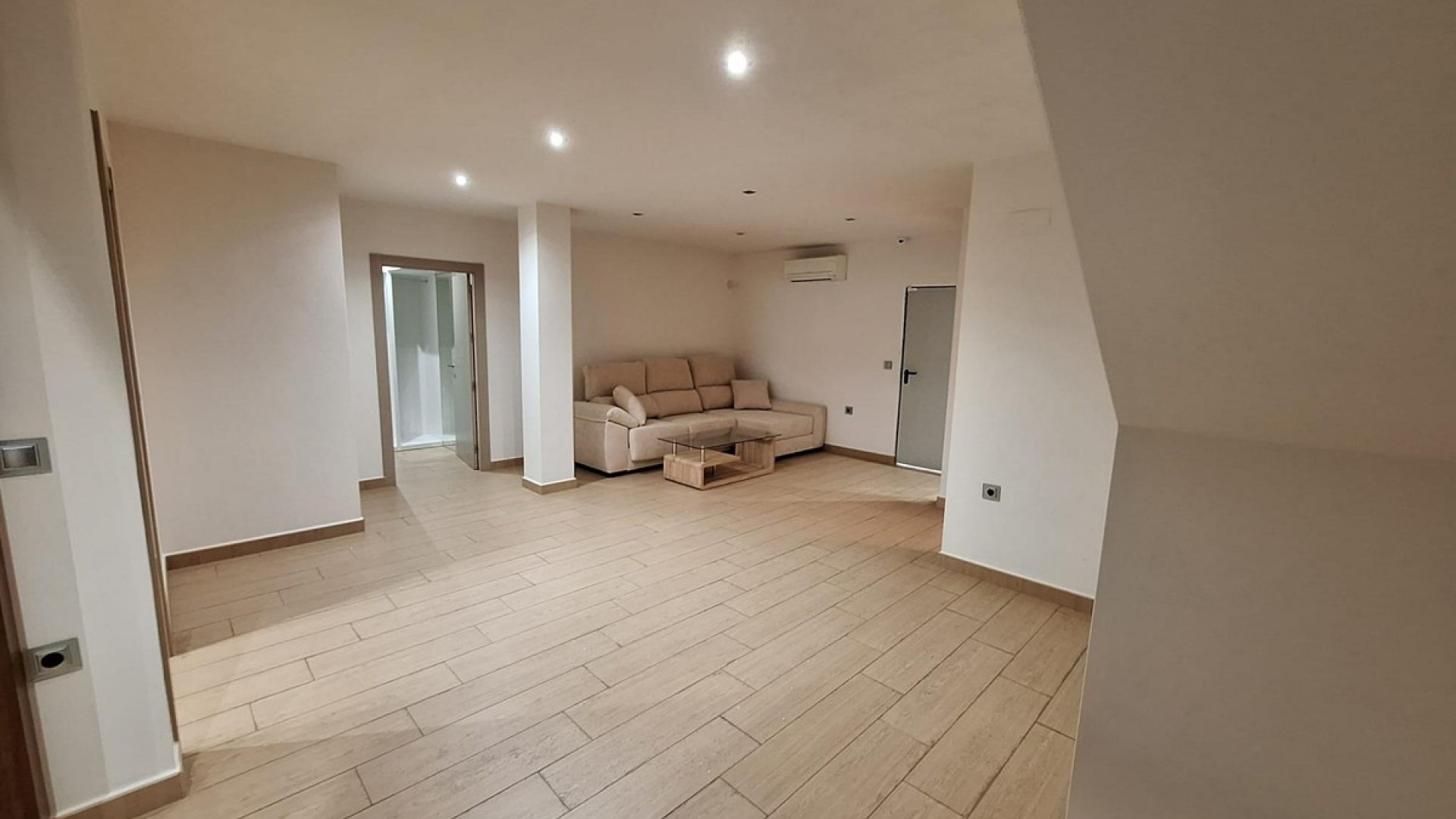 Återförsäljning - Villa - Torrevieja - Torrevieja Centro