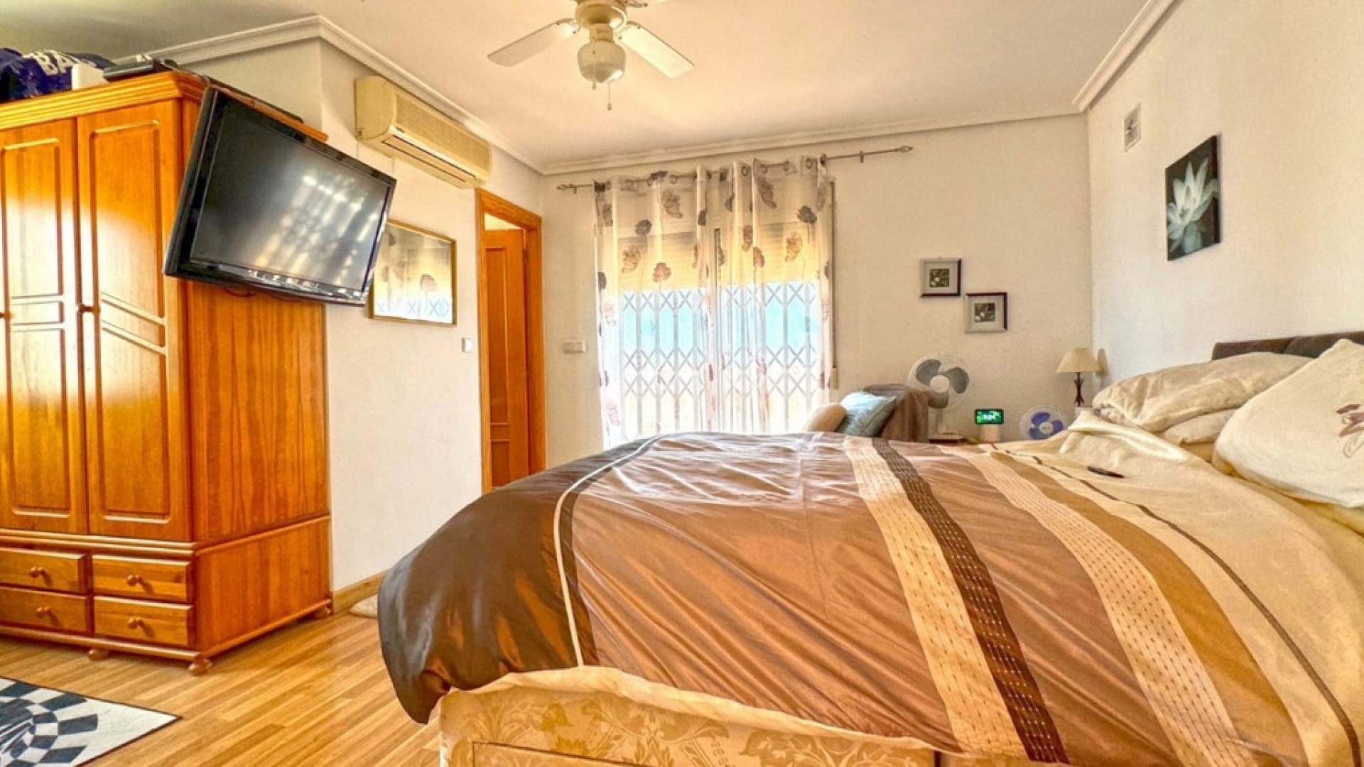 Återförsäljning - Villa - Torrevieja - Torrevieja Centro