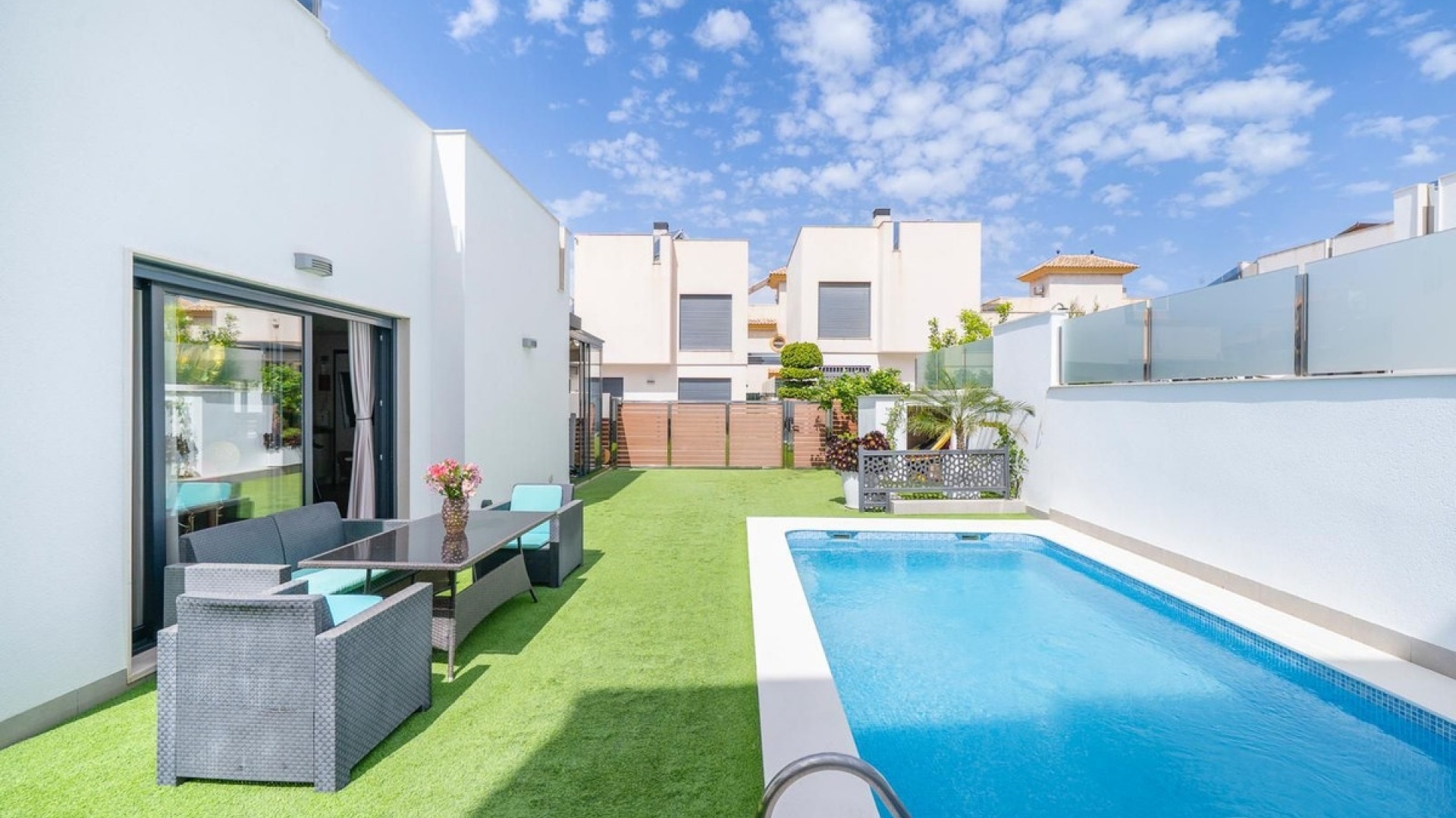 Återförsäljning - Villa - Torrevieja - Torrevieja Centro
