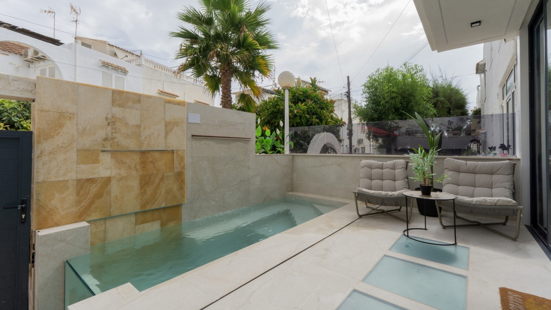 Återförsäljning - Villa - Torrevieja - Torrevieja Centro