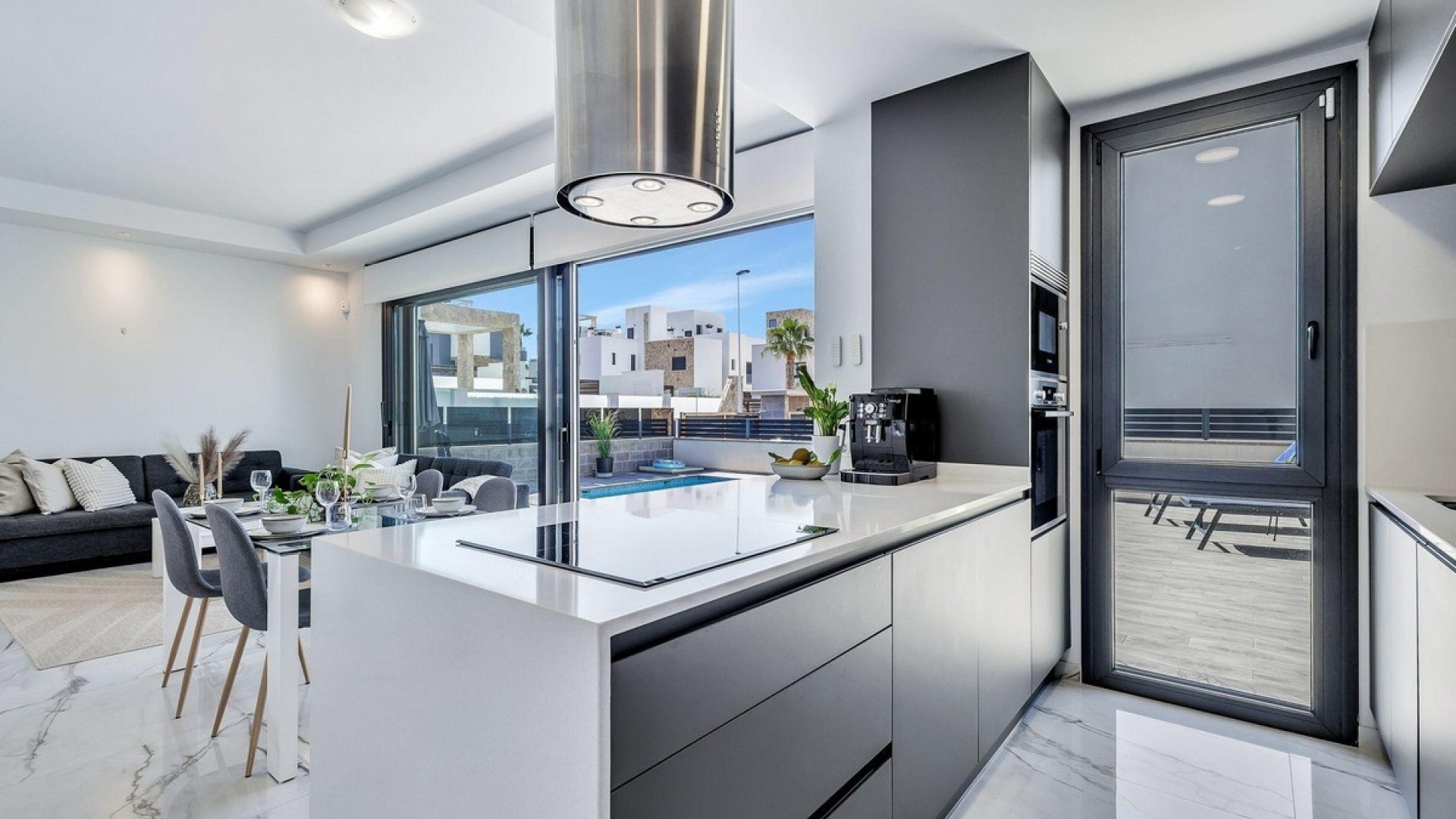 Återförsäljning - Villa - Torrevieja - Torrevieja Centro
