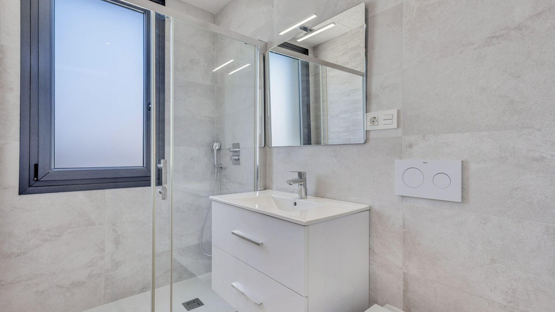 Återförsäljning - Villa - Torrevieja - Torrevieja Centro