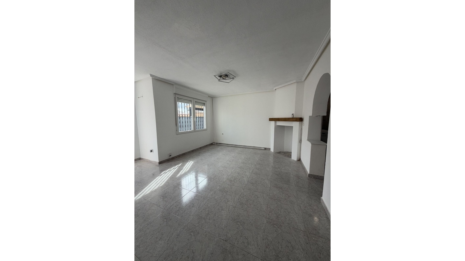 Återförsäljning - Villa - Torrevieja - Torrevieja Centro