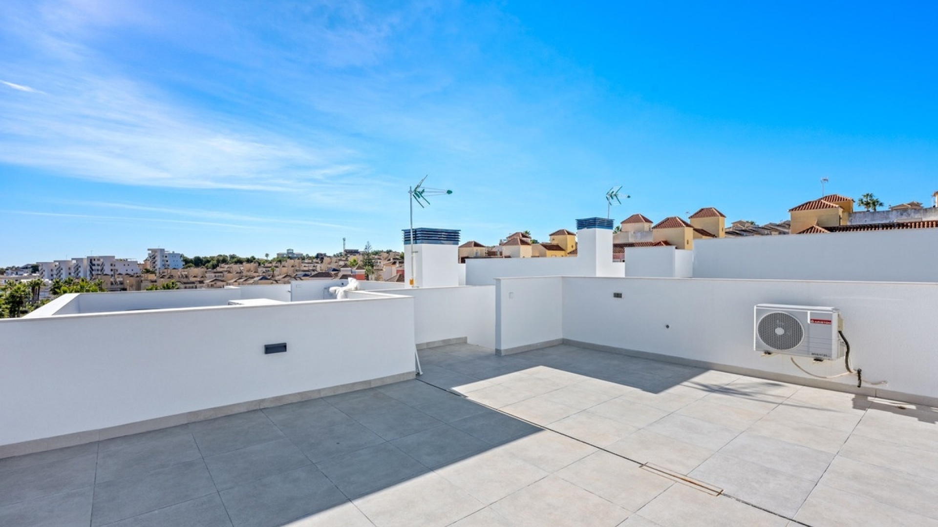 Återförsäljning - Villa - Villamartin - Costa Blanca South