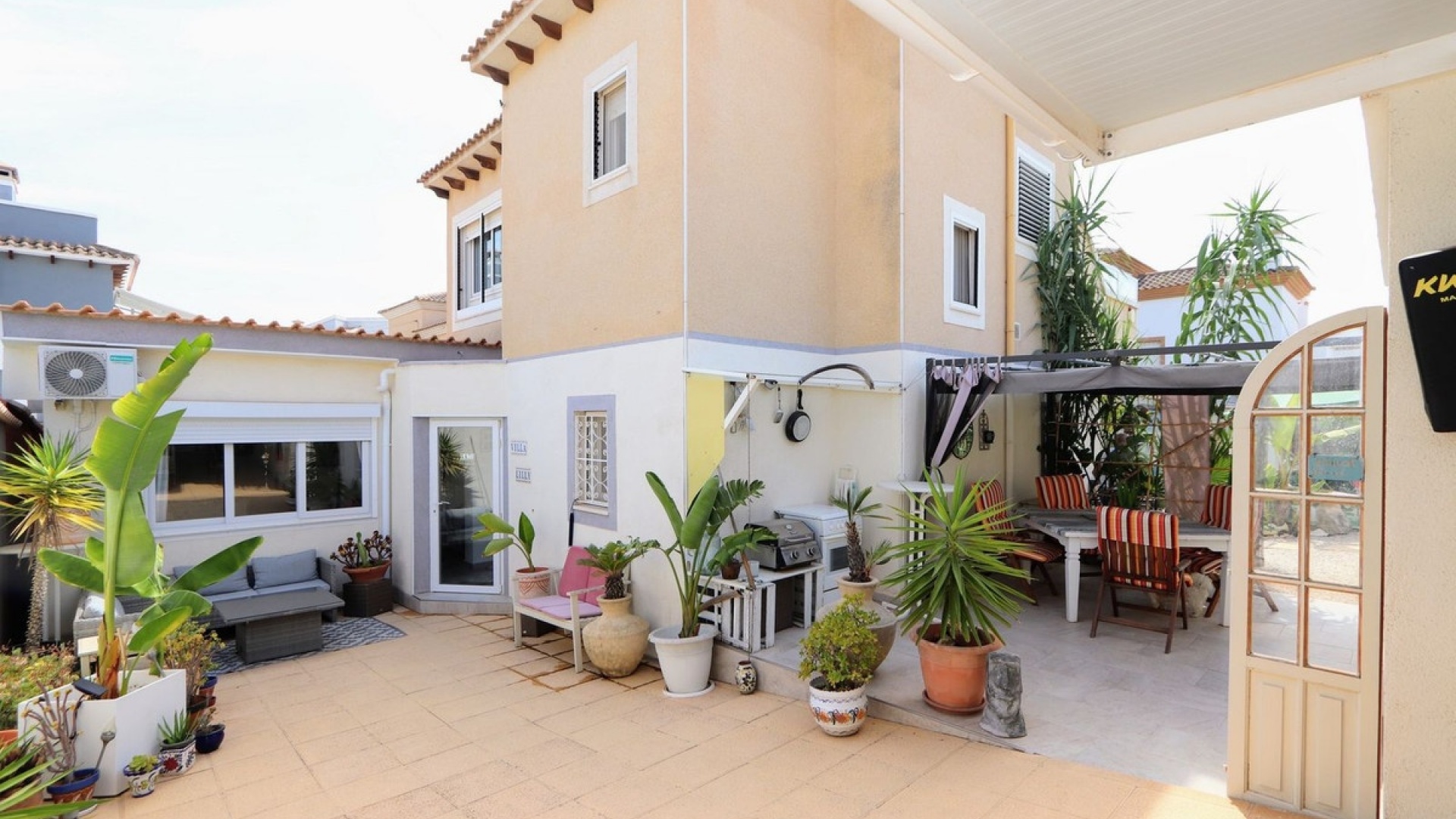 Återförsäljning - Villa - Villamartin - Costa Blanca South