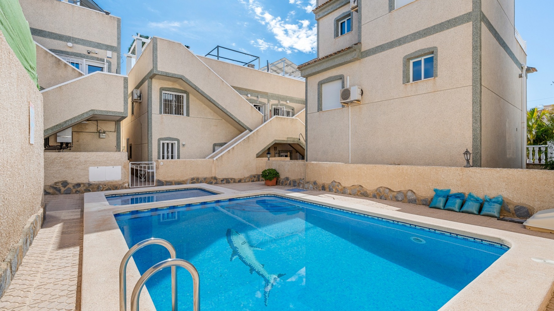 Återförsäljning - Villa - Villamartin - El Galan