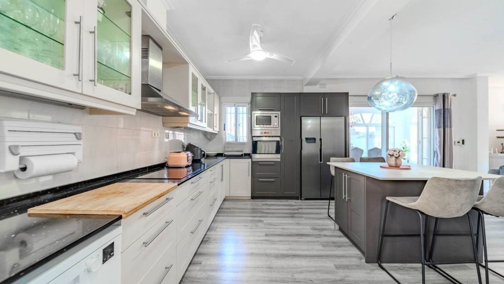 Återförsäljning - Villa - Villamartin - El Galan