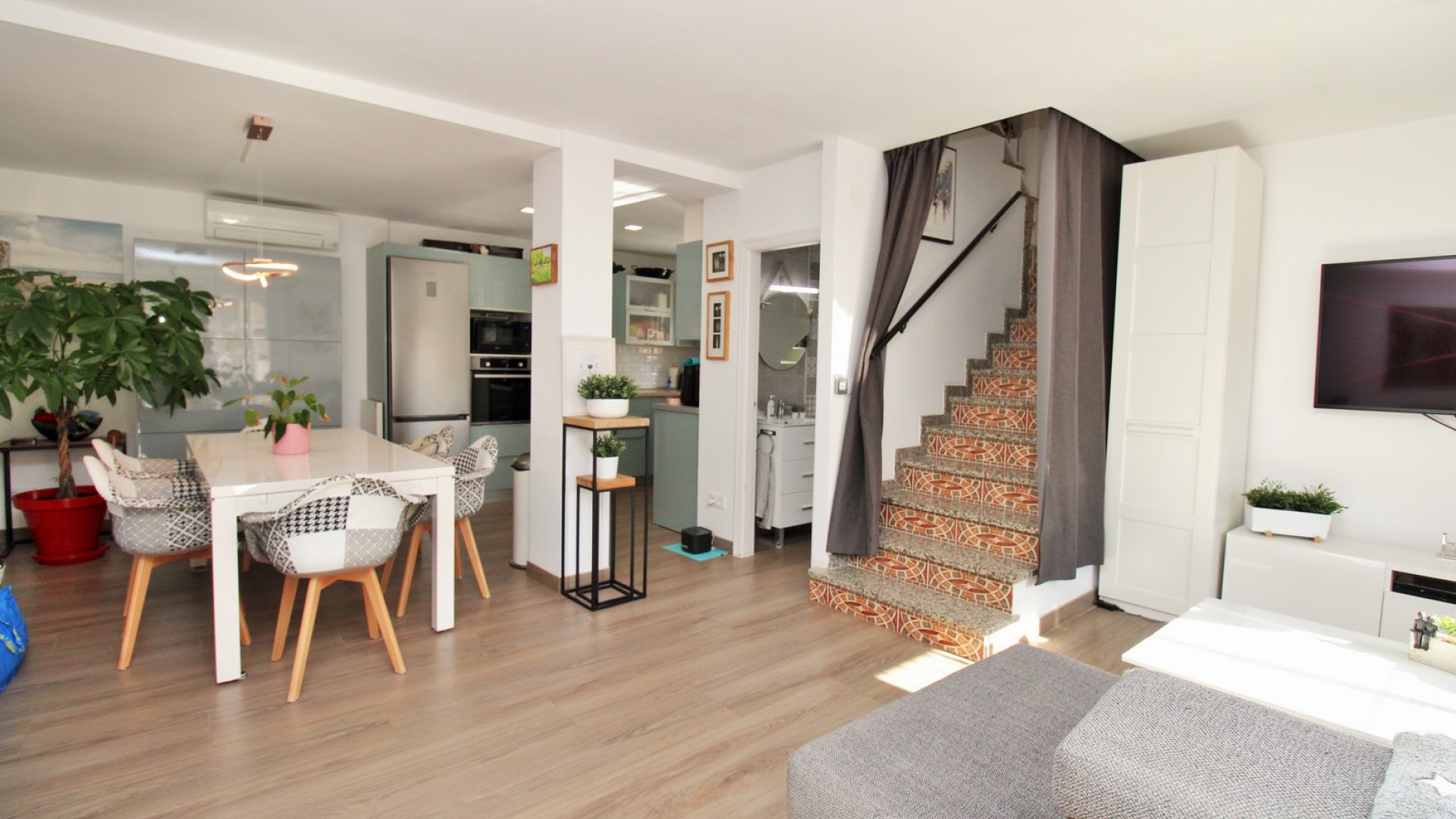 Återförsäljning - Villa - Villamartin - El Galan