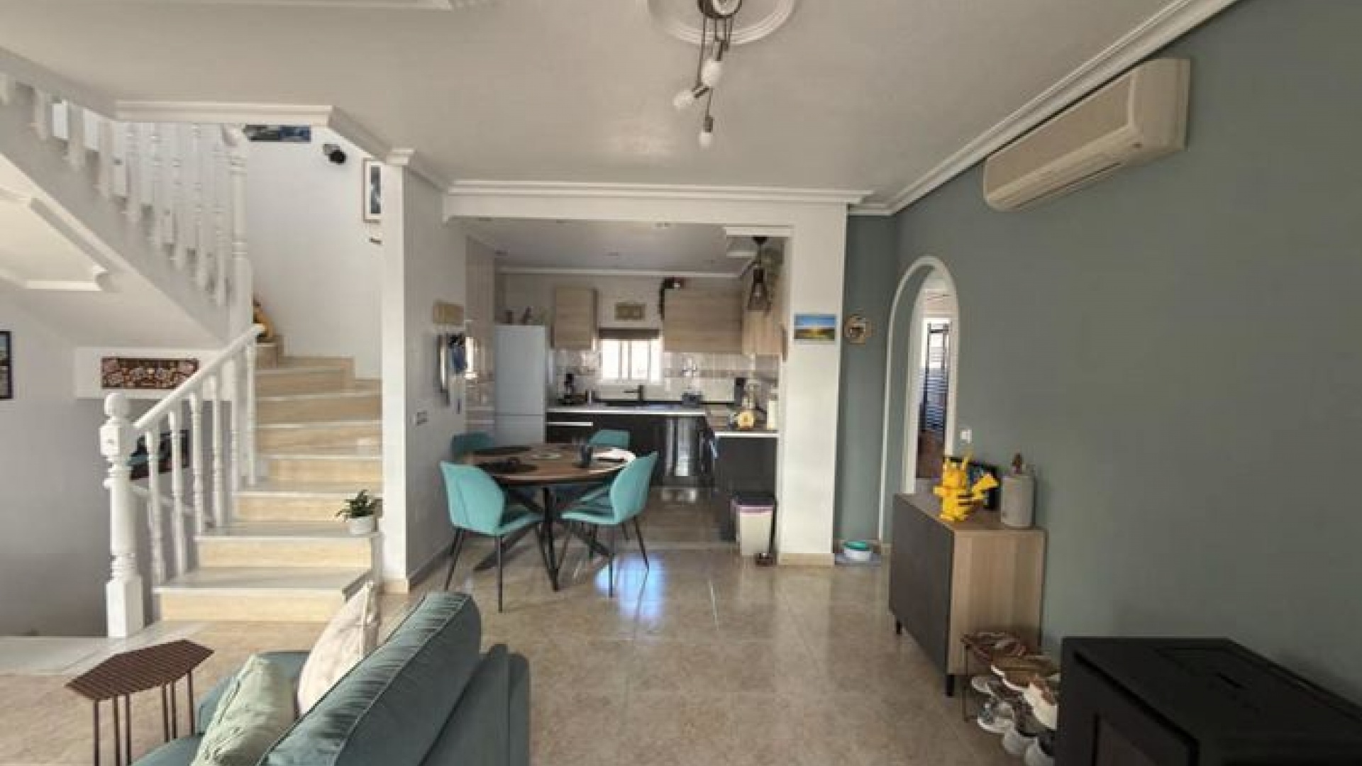 Återförsäljning - Villa - Villamartin - El Galan