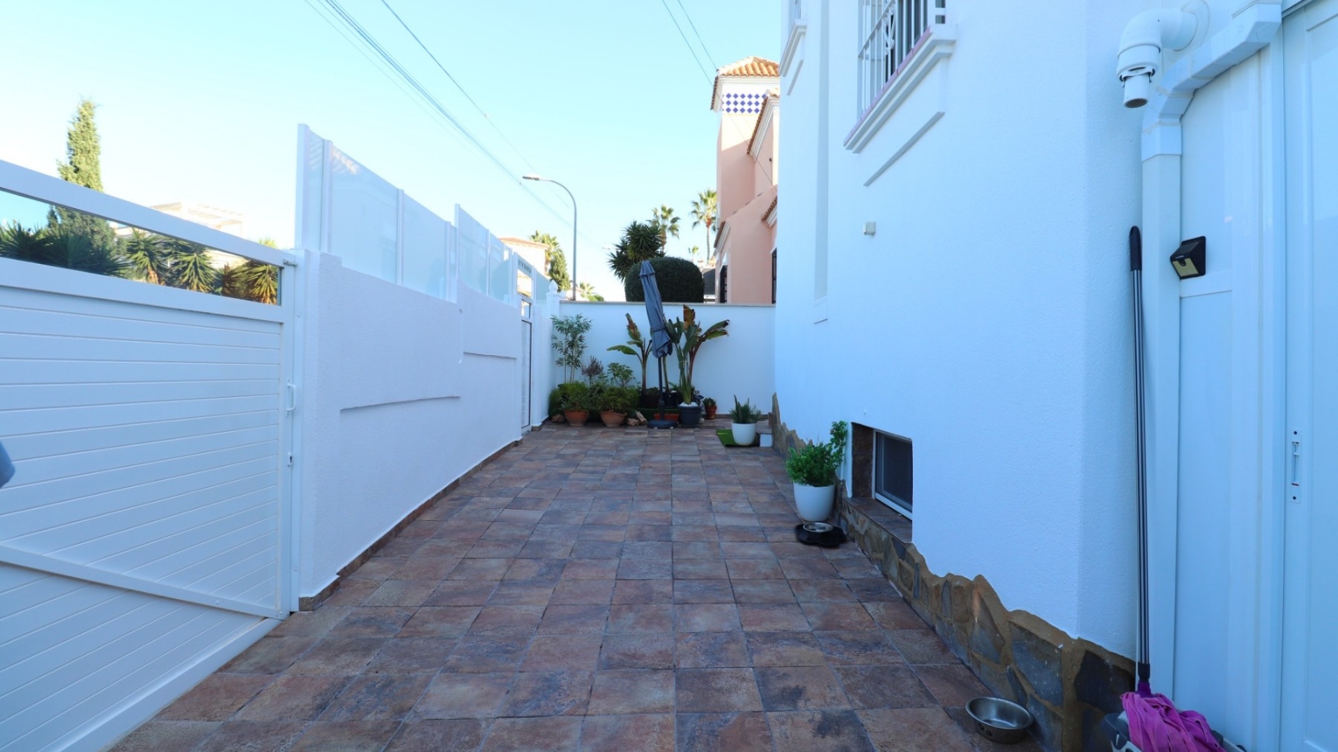 Återförsäljning - Villa - Villamartin - El Galan