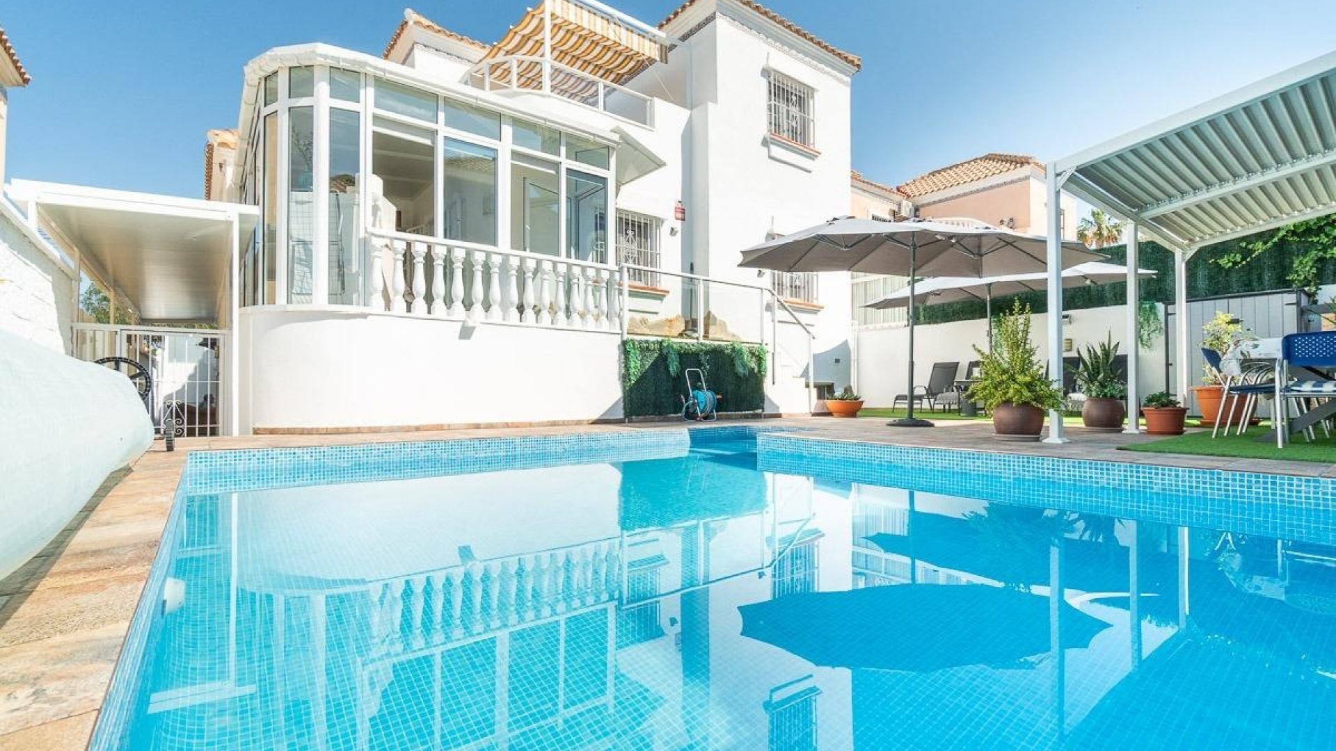 Återförsäljning - Villa - Villamartin - El Galan