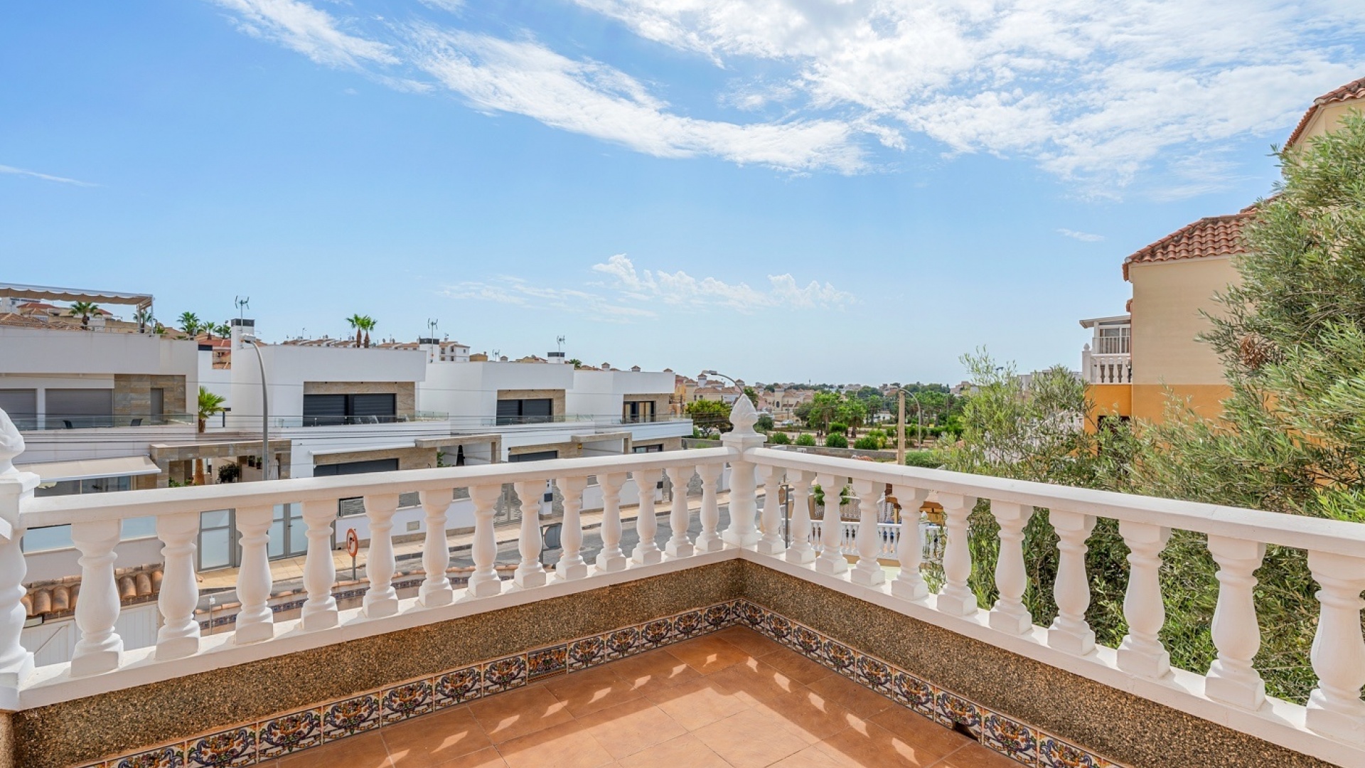 Återförsäljning - Villa - Villamartin - El Galan