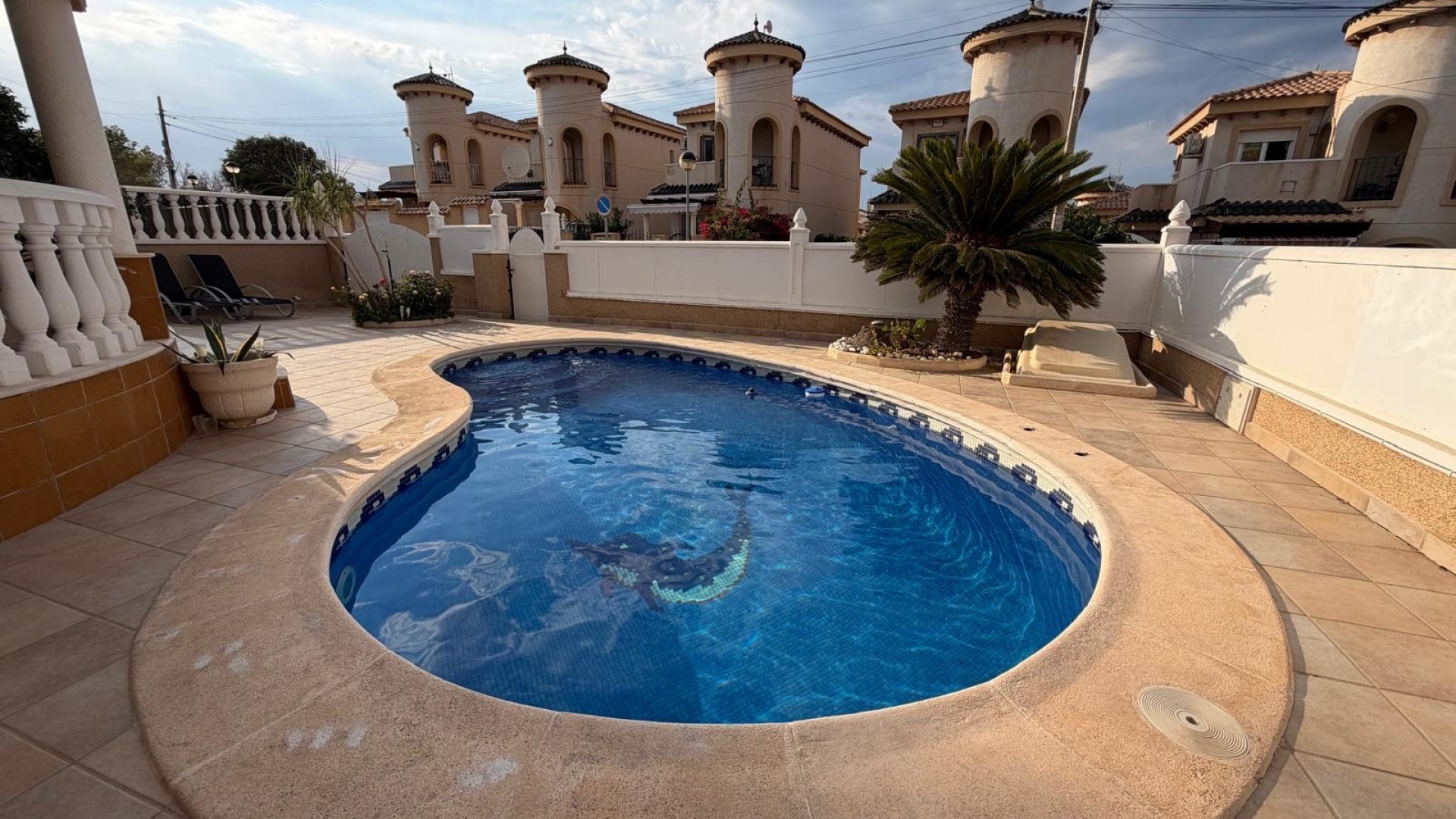 Återförsäljning - Villa - Villamartin - El Galan
