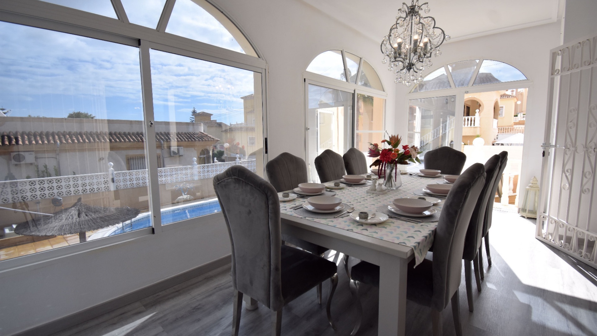 Återförsäljning - Villa - Villamartin - El Galan