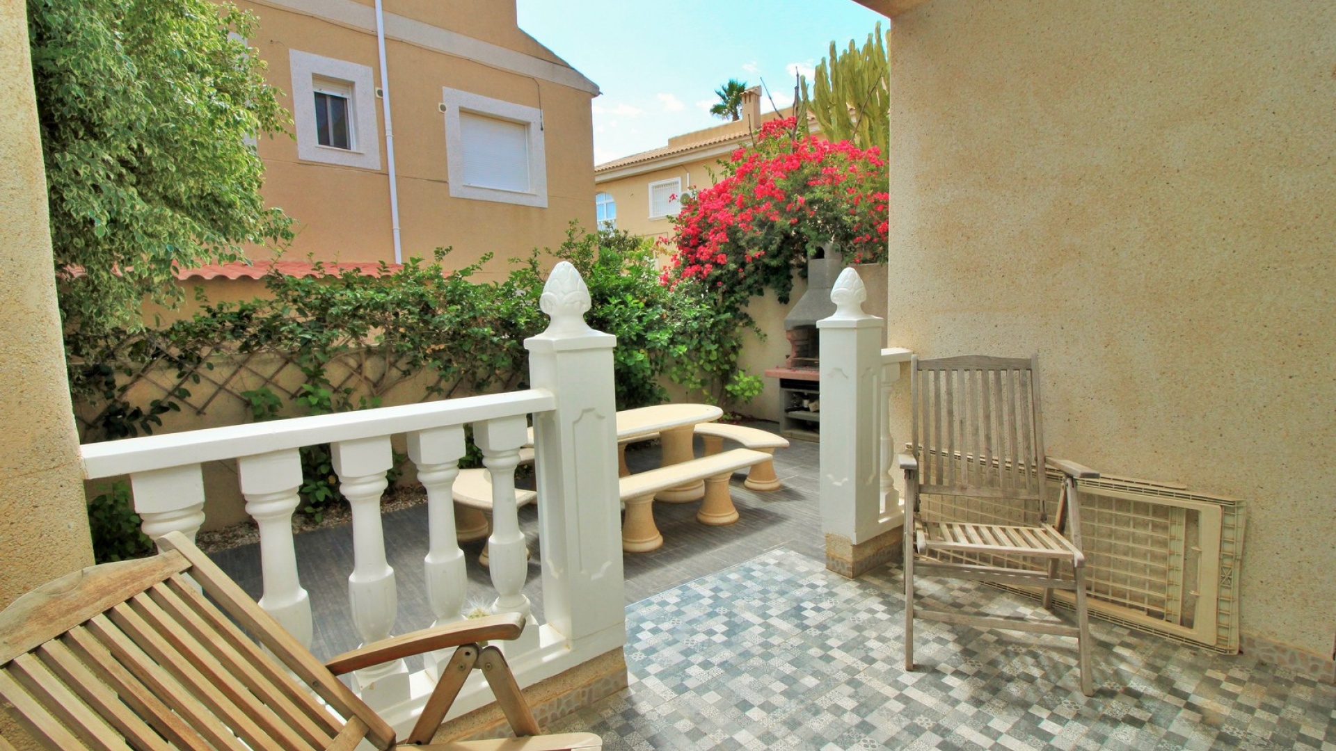 Återförsäljning - Villa - Villamartin - El Galan