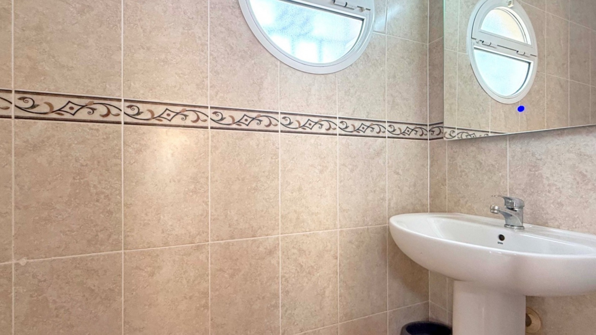 Återförsäljning - Villa - Villamartin - La Fuente