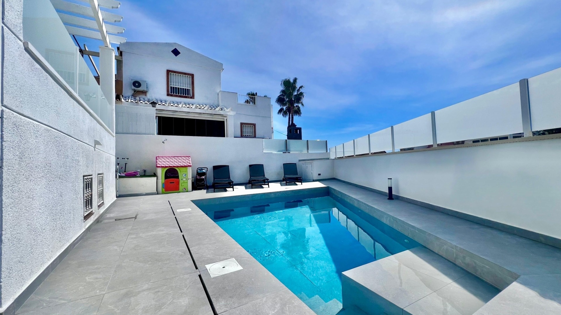 Återförsäljning - Villa - Villamartin - las filipinas