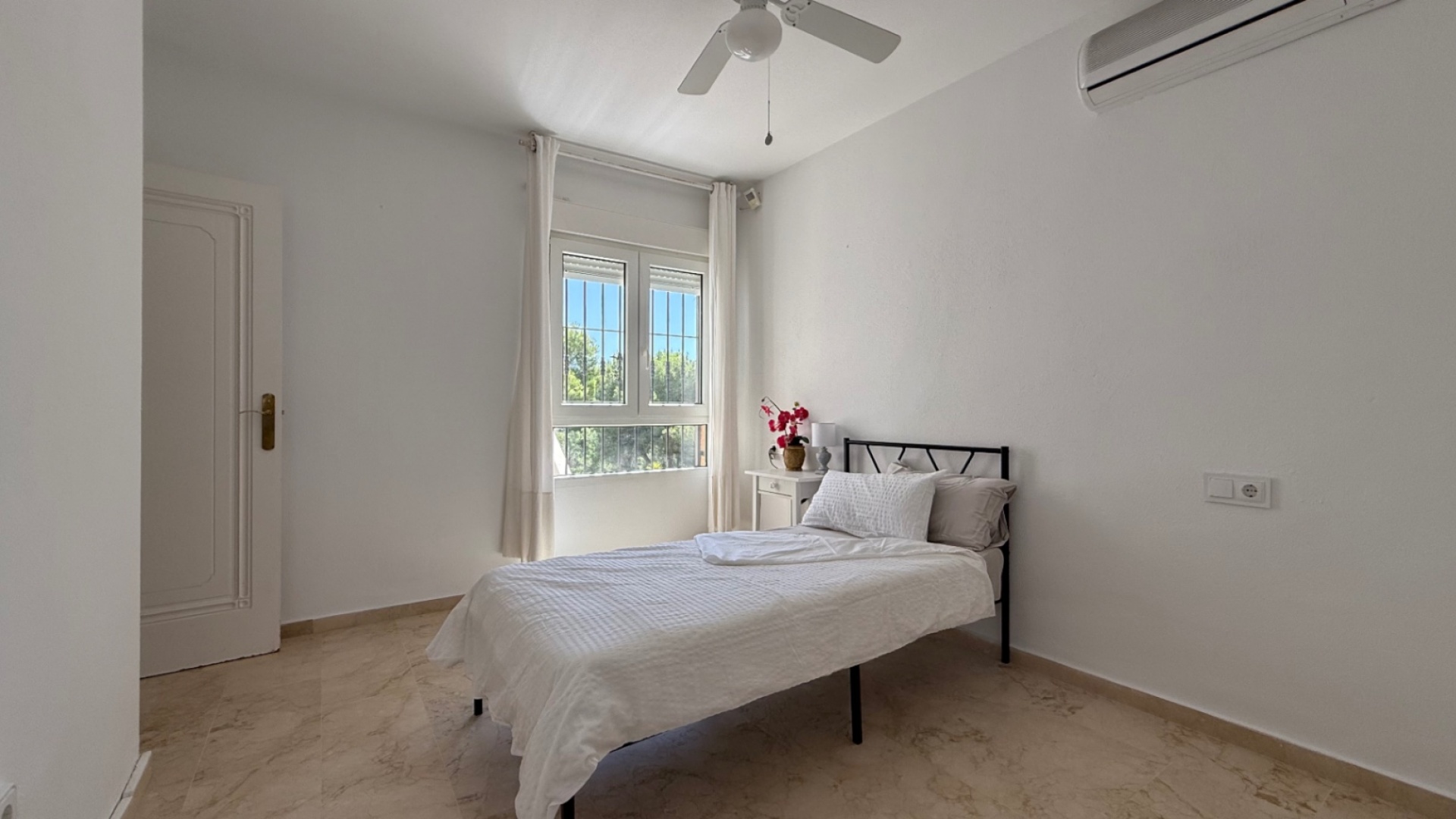 Återförsäljning - Villa - Villamartin - las ramblas