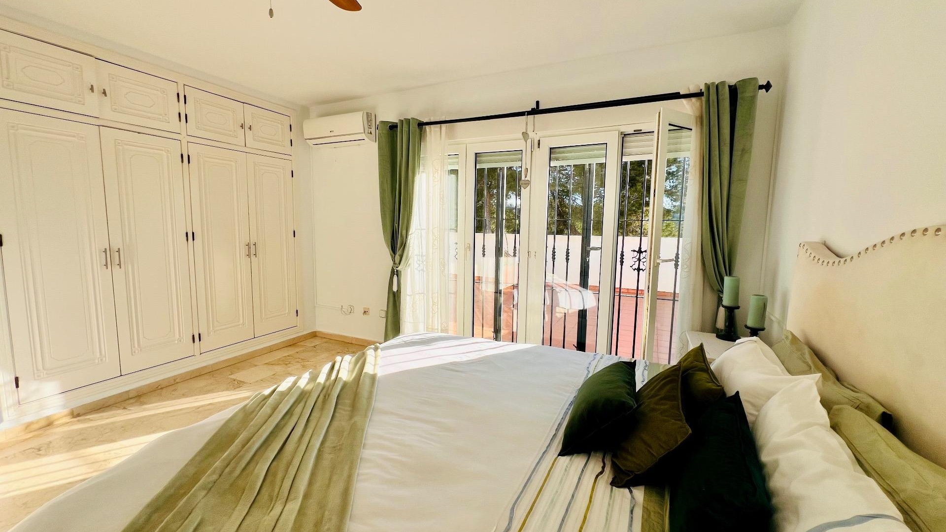 Återförsäljning - Villa - Villamartin - las ramblas