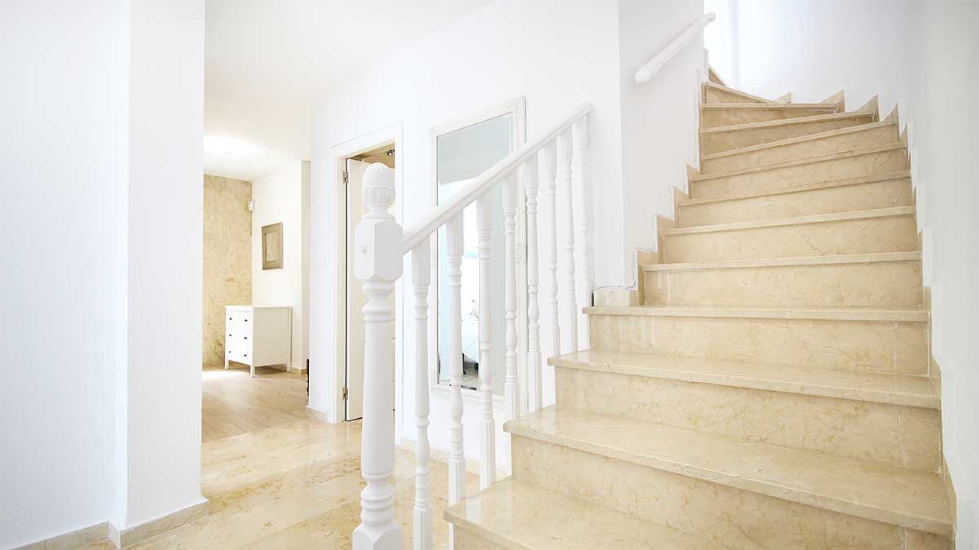 Återförsäljning - Villa - Villamartin - las ramblas