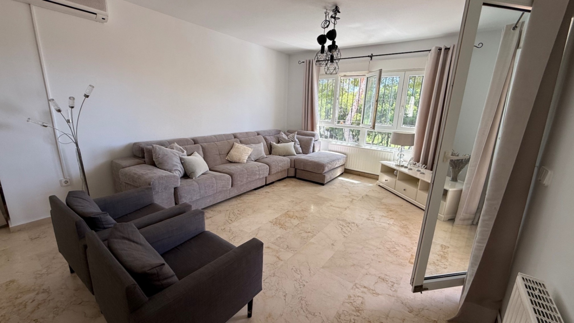 Återförsäljning - Villa - Villamartin - las ramblas