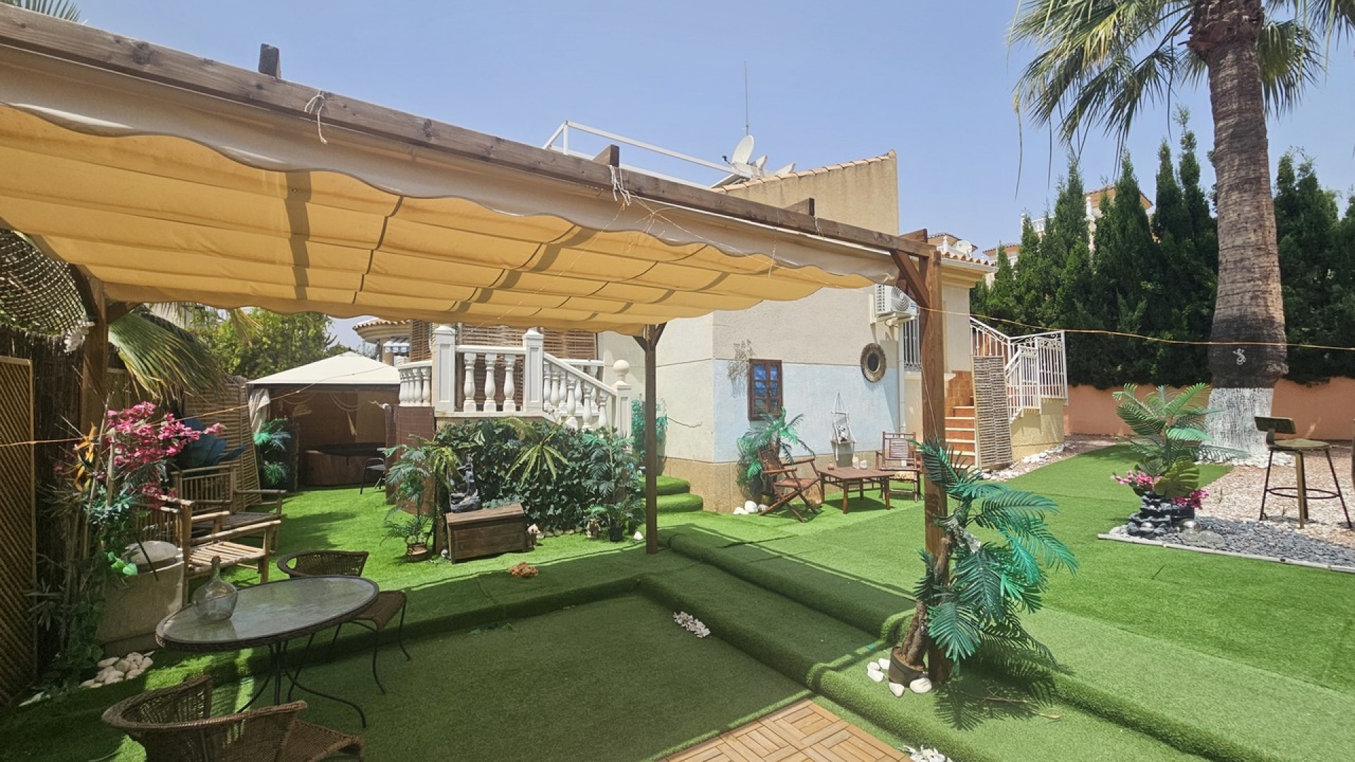 Återförsäljning - Villa - Villamartin - Loma Golf