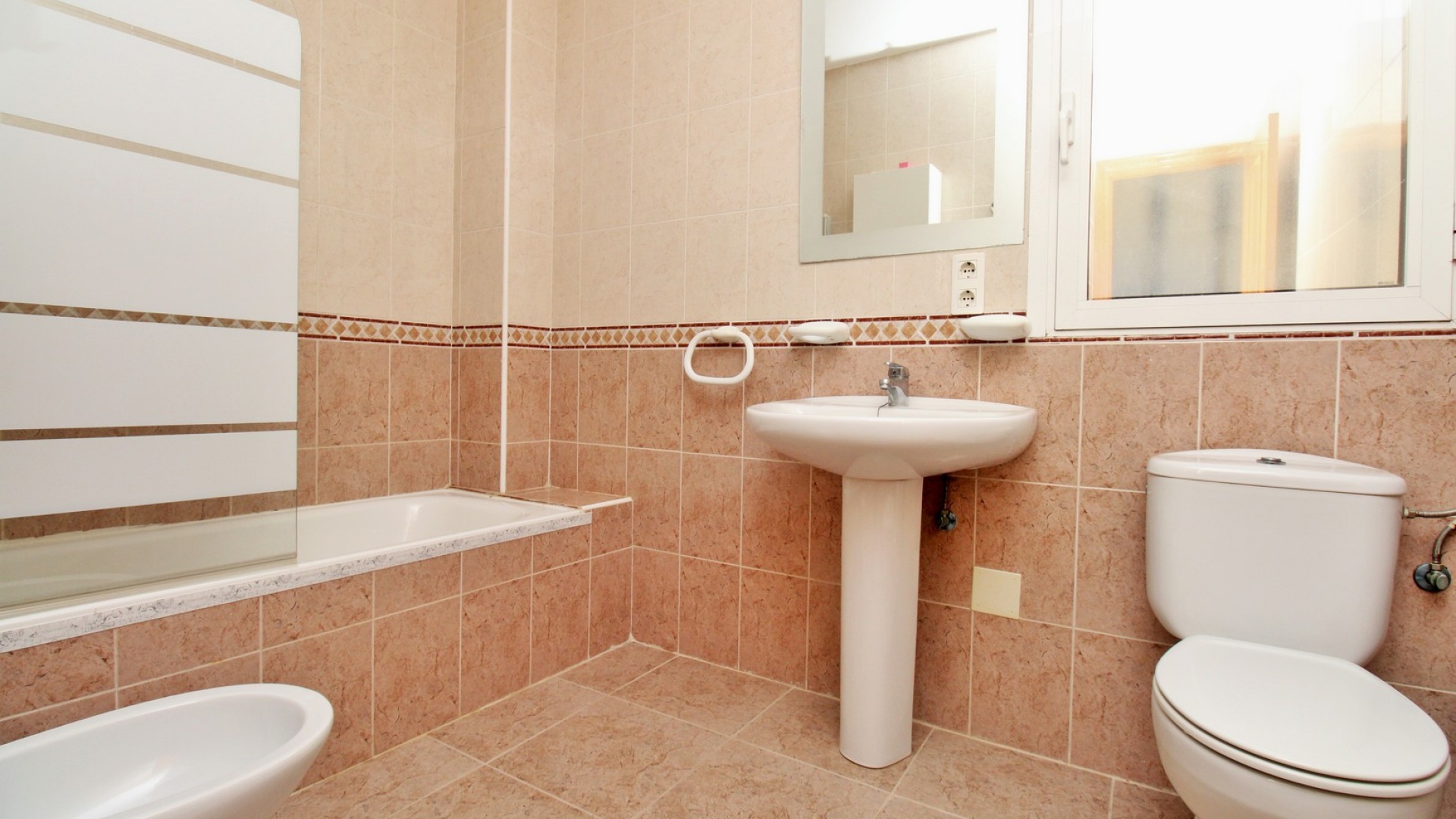 Återförsäljning - Villa - Villamartin - lomas del golf