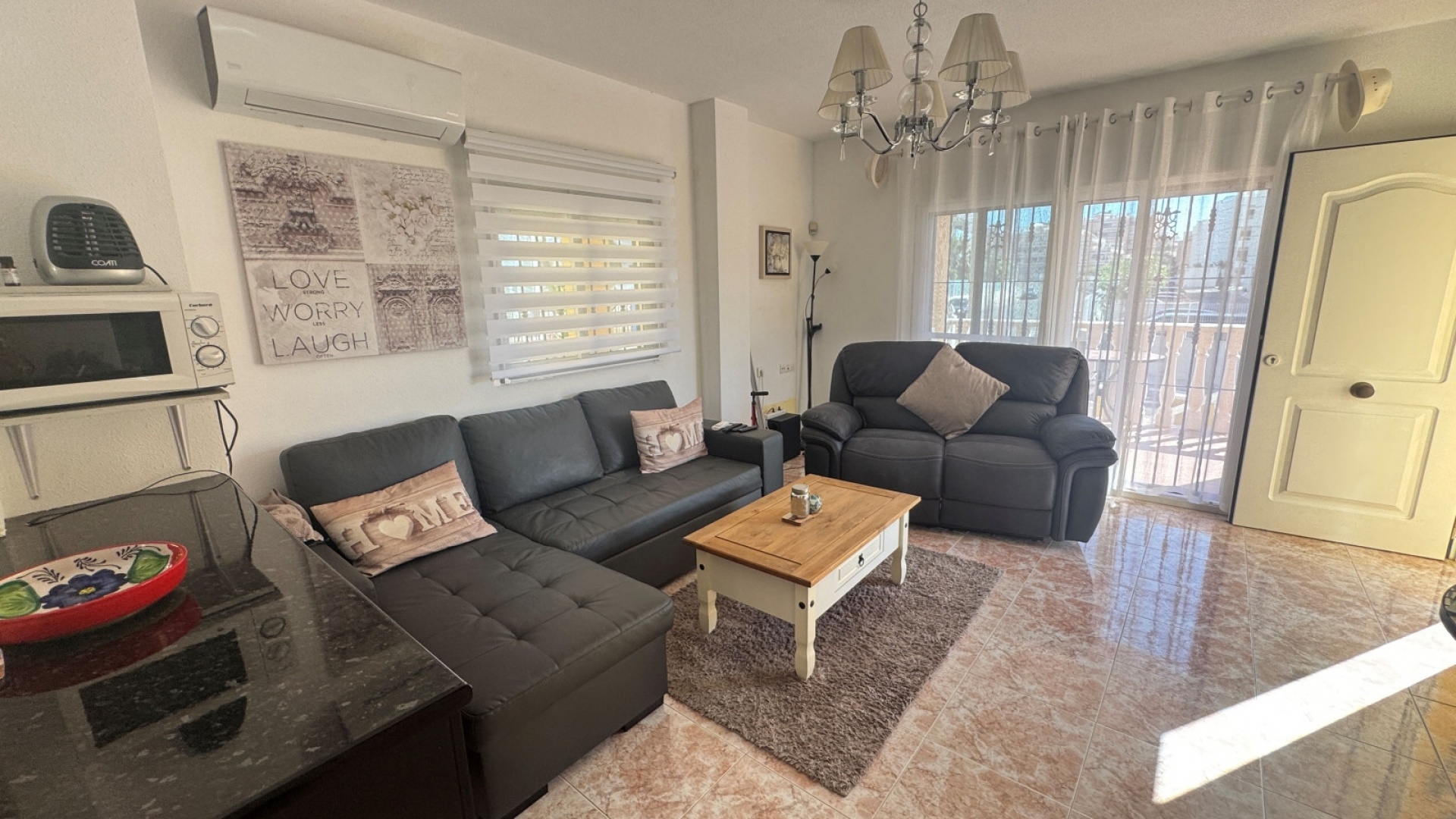 Återförsäljning - Villa - Villamartin - lomas del golf