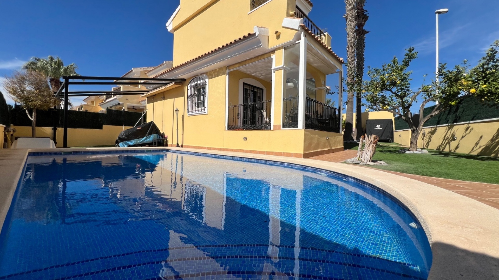 Återförsäljning - Villa - Villamartin - Los Dolses
