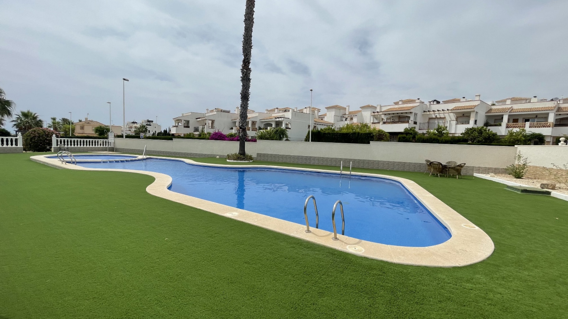 Återförsäljning - Villa - Villamartin - Los Dolses