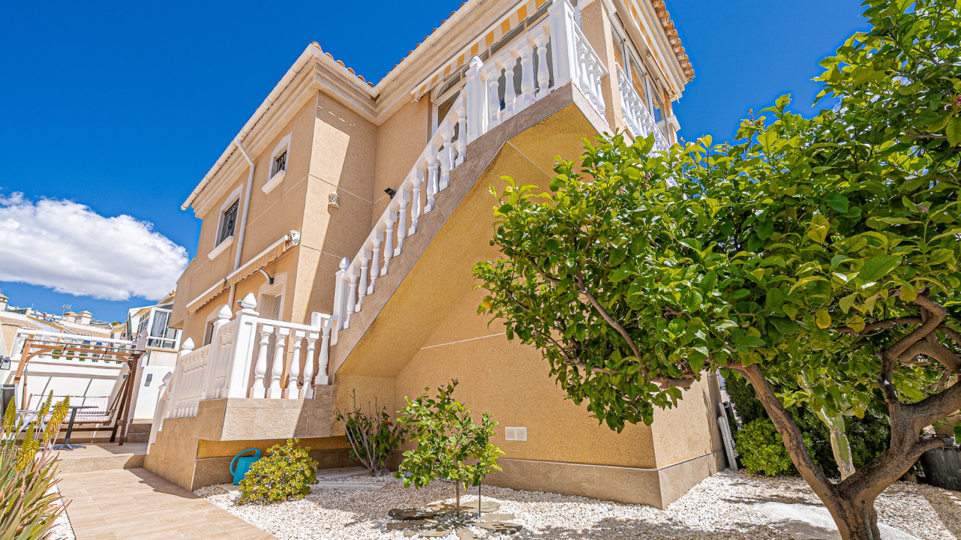 Återförsäljning - Villa - Villamartin - monte golf