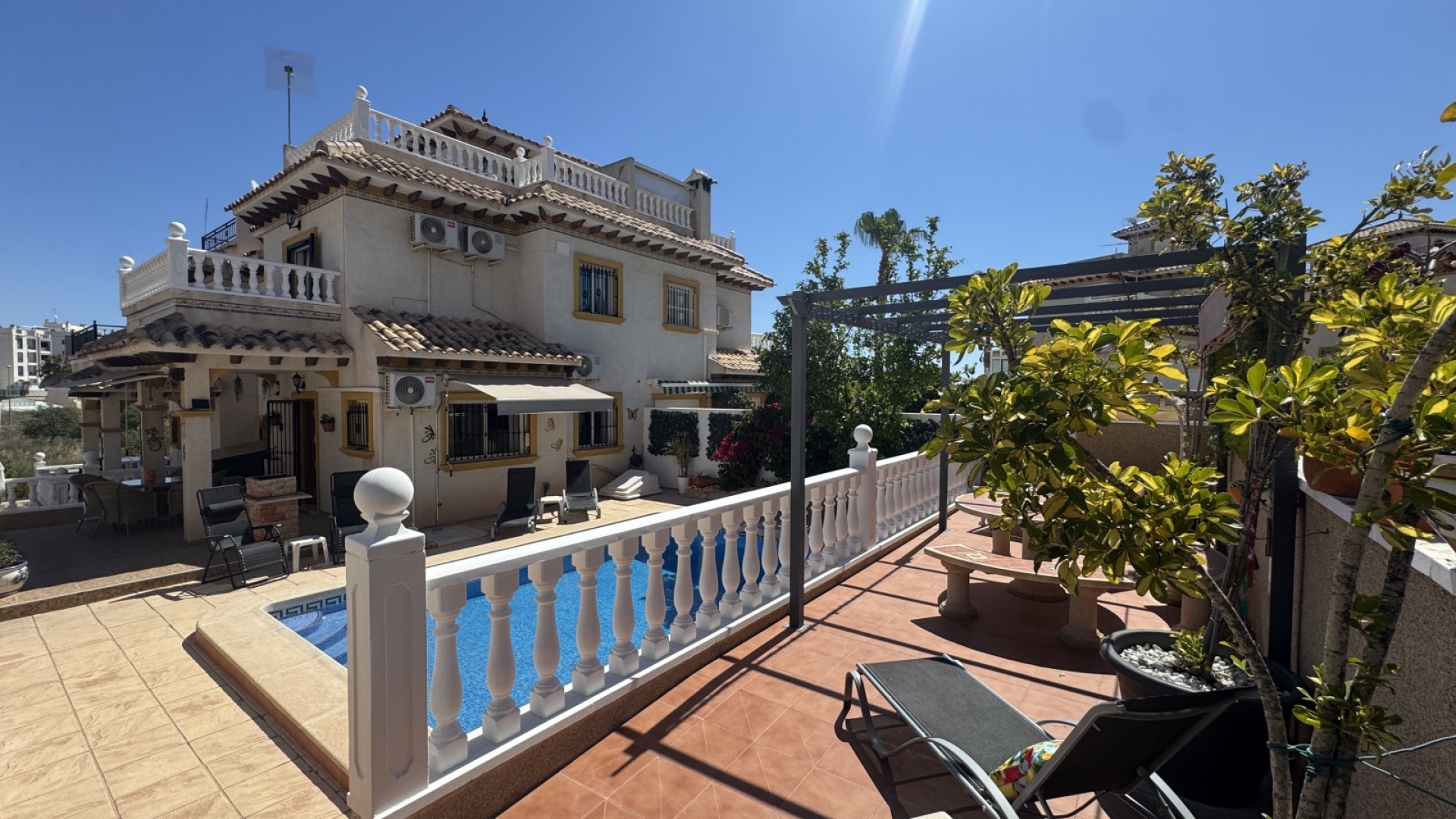 Återförsäljning - Villa - Villamartin - pinada golf