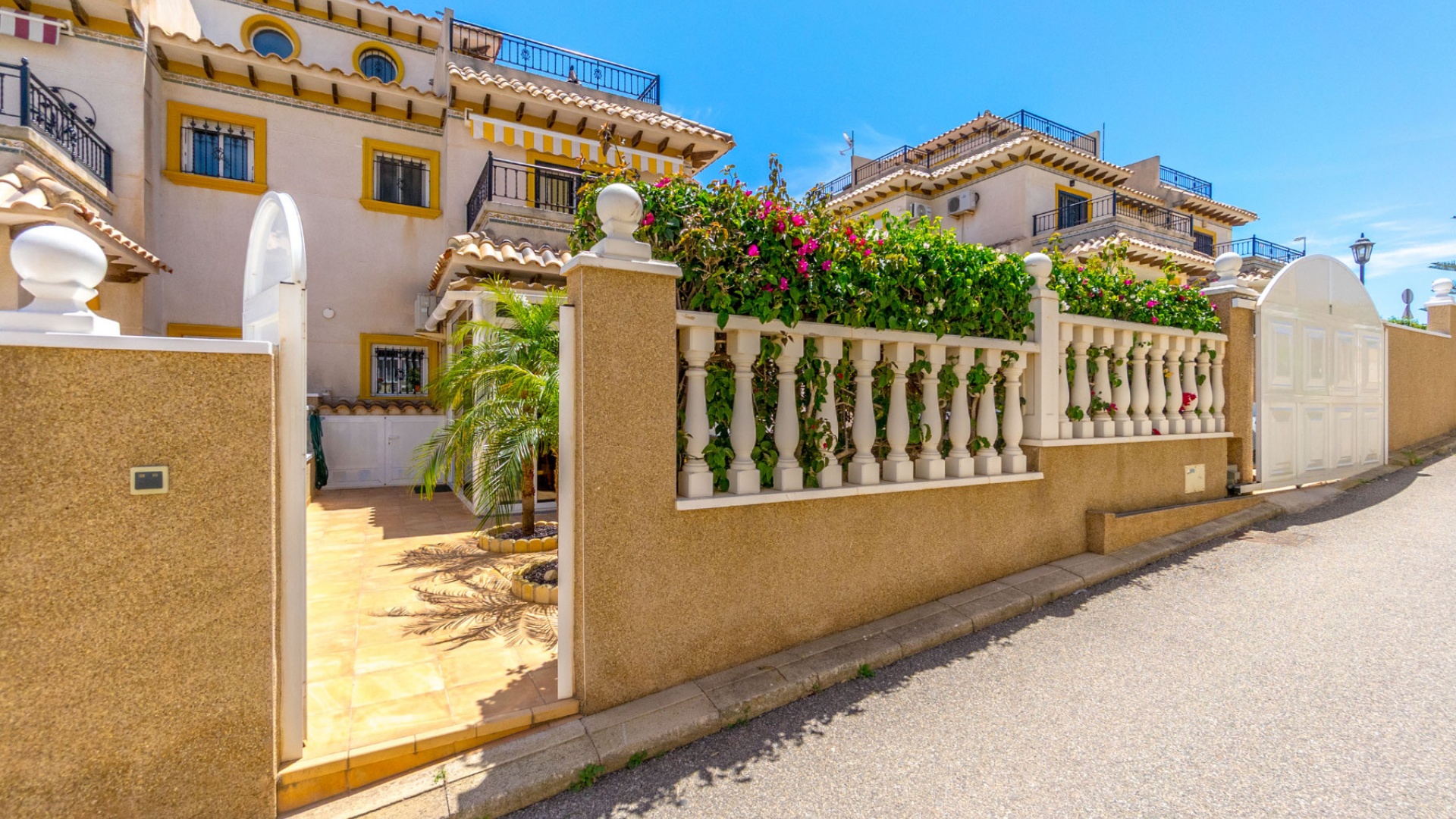 Återförsäljning - Villa - Villamartin - pinada golf