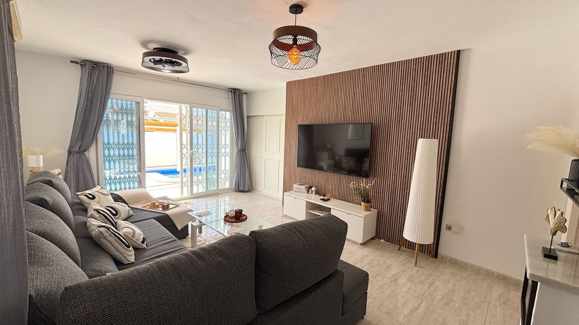 Återförsäljning - Villa - Villamartin - Res. Sevilla