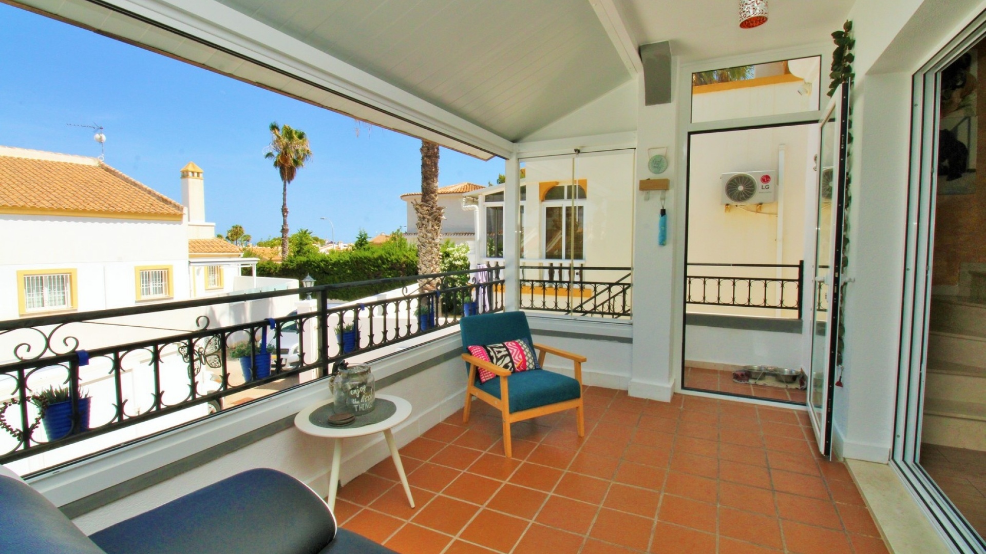 Återförsäljning - Villa - Villamartin - rioja