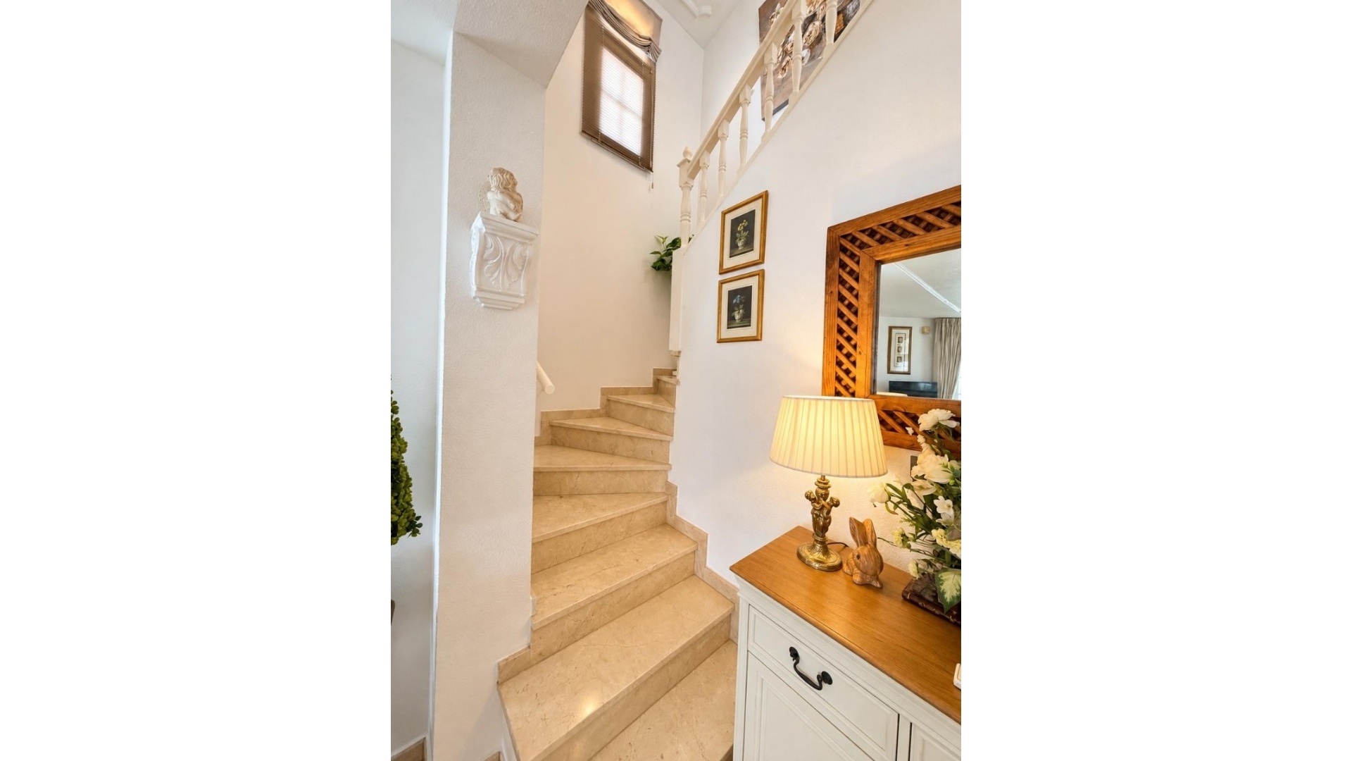 Återförsäljning - Villa - Villamartin - rioja