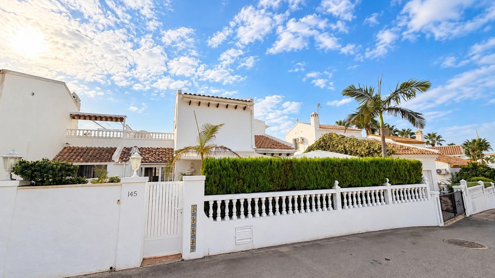 Återförsäljning - Villa - Villamartin - rioja