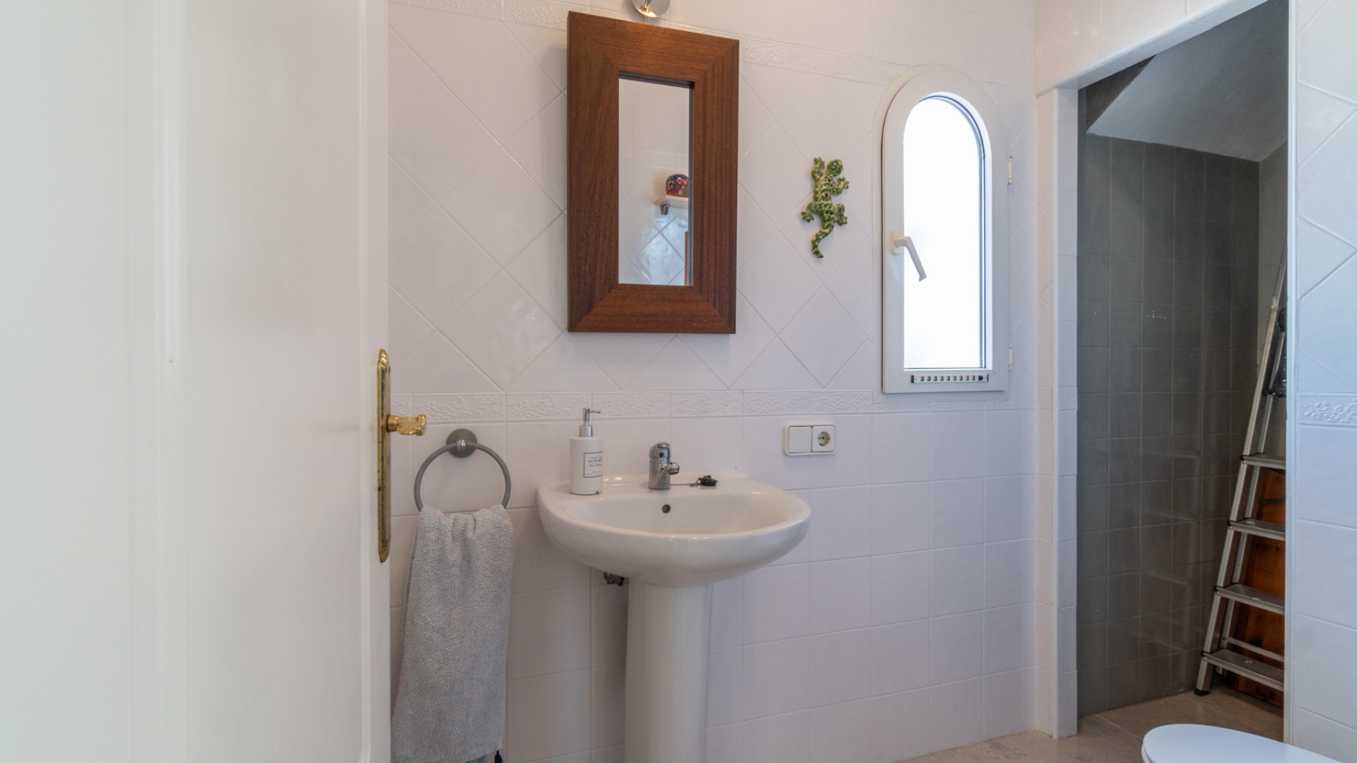 Återförsäljning - Villa - Villamartin - rioja