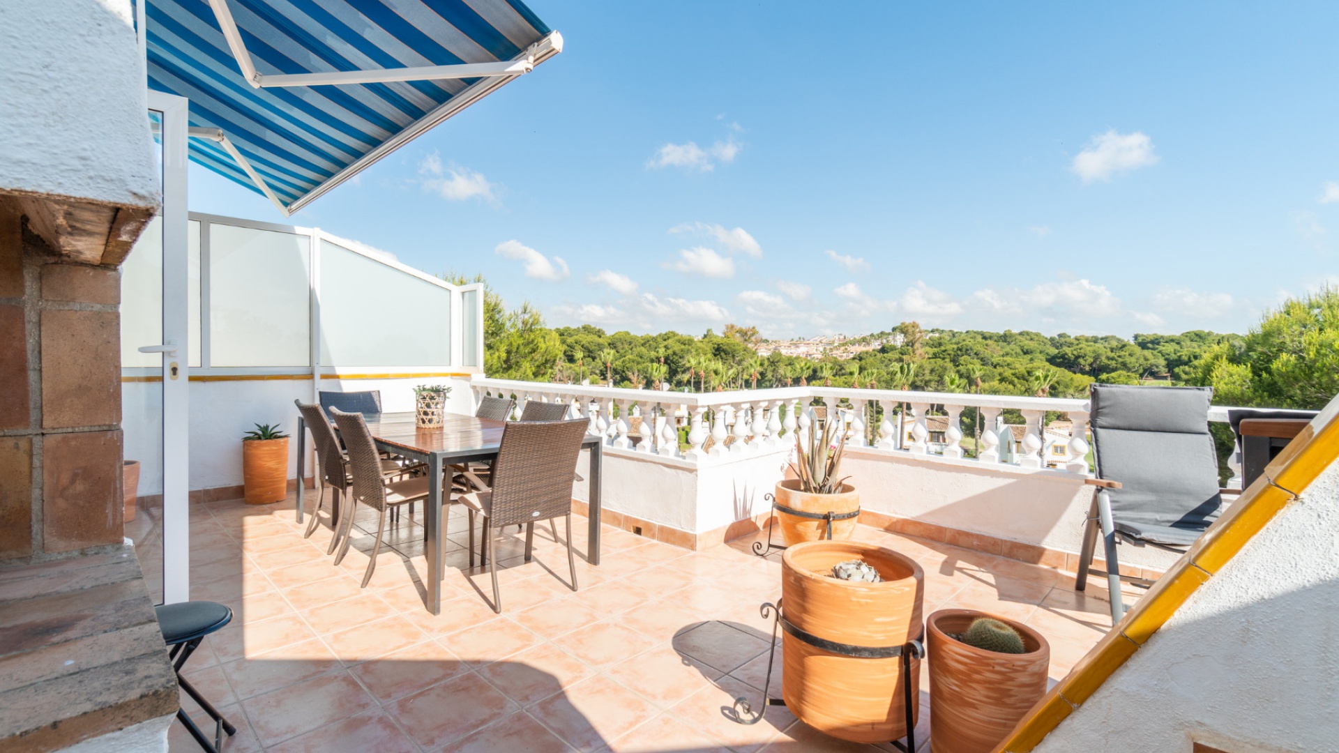 Återförsäljning - Villa - Villamartin - rioja