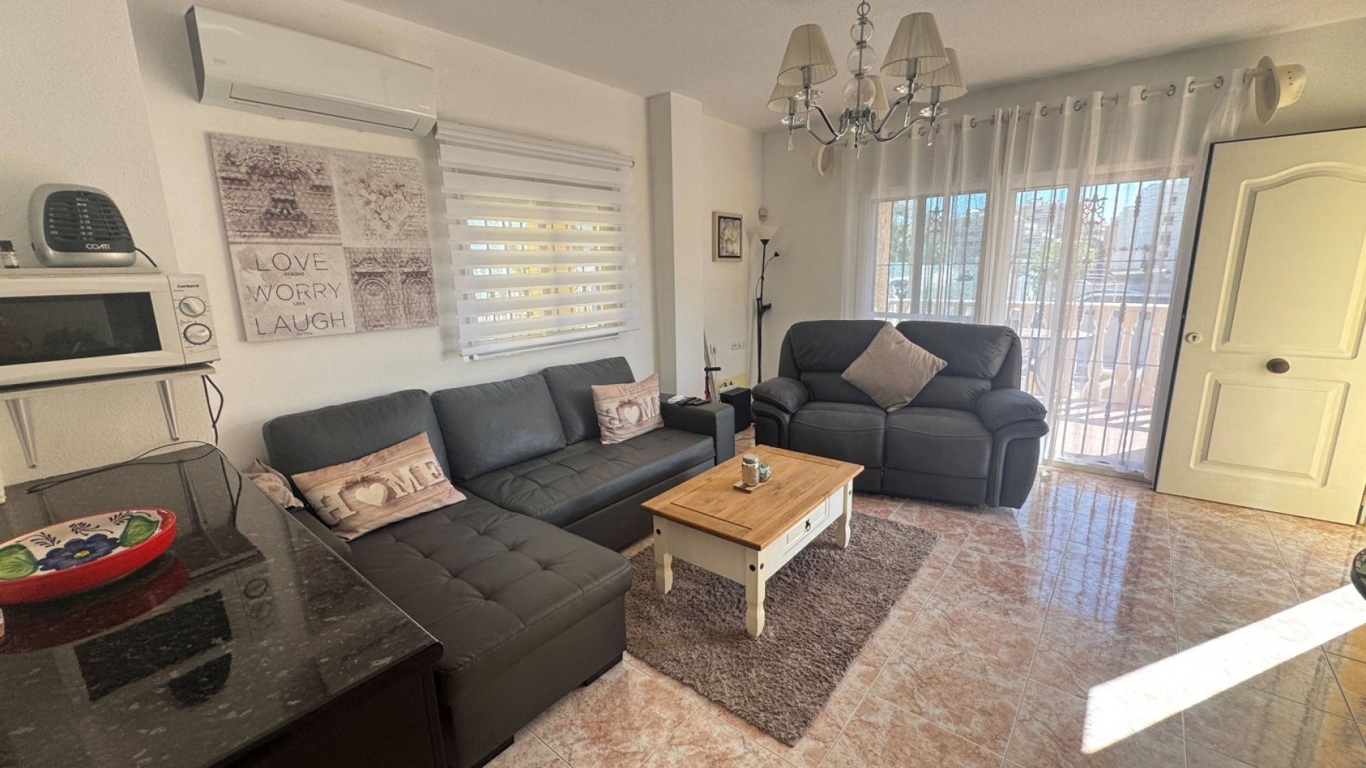 Återförsäljning - Villa - Villamartin