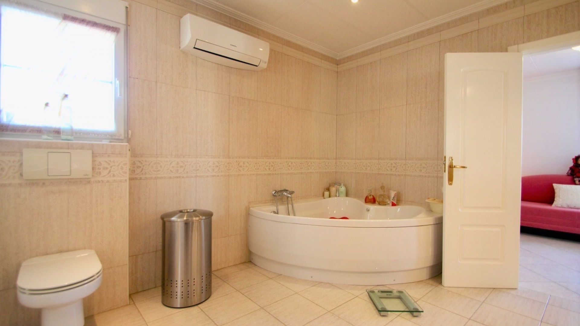 Återförsäljning - Villa - Villamartin