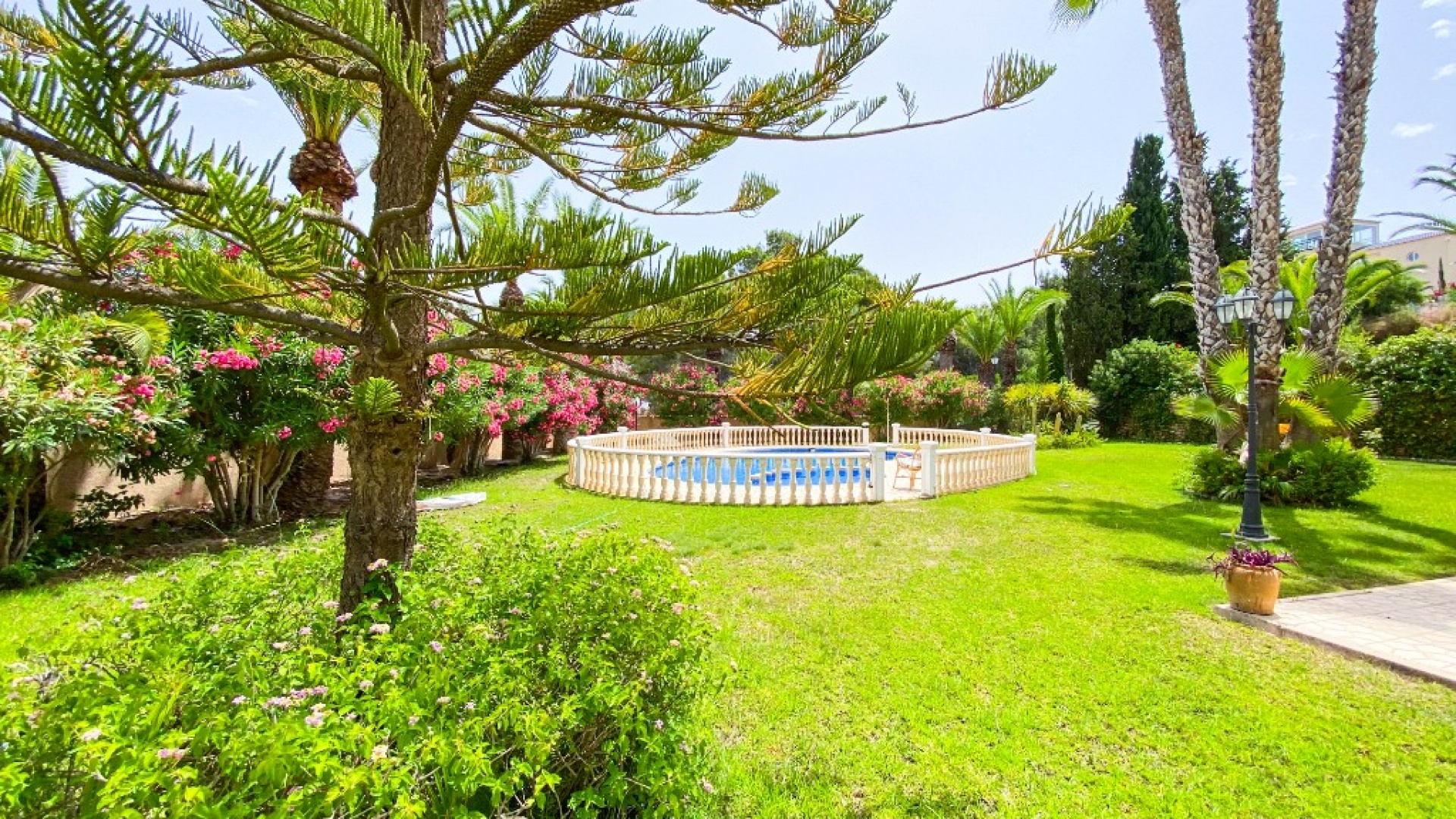 Återförsäljning - Villa - Villamartin