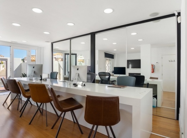 Commercial - Resale - Torrevieja - Torrevieja