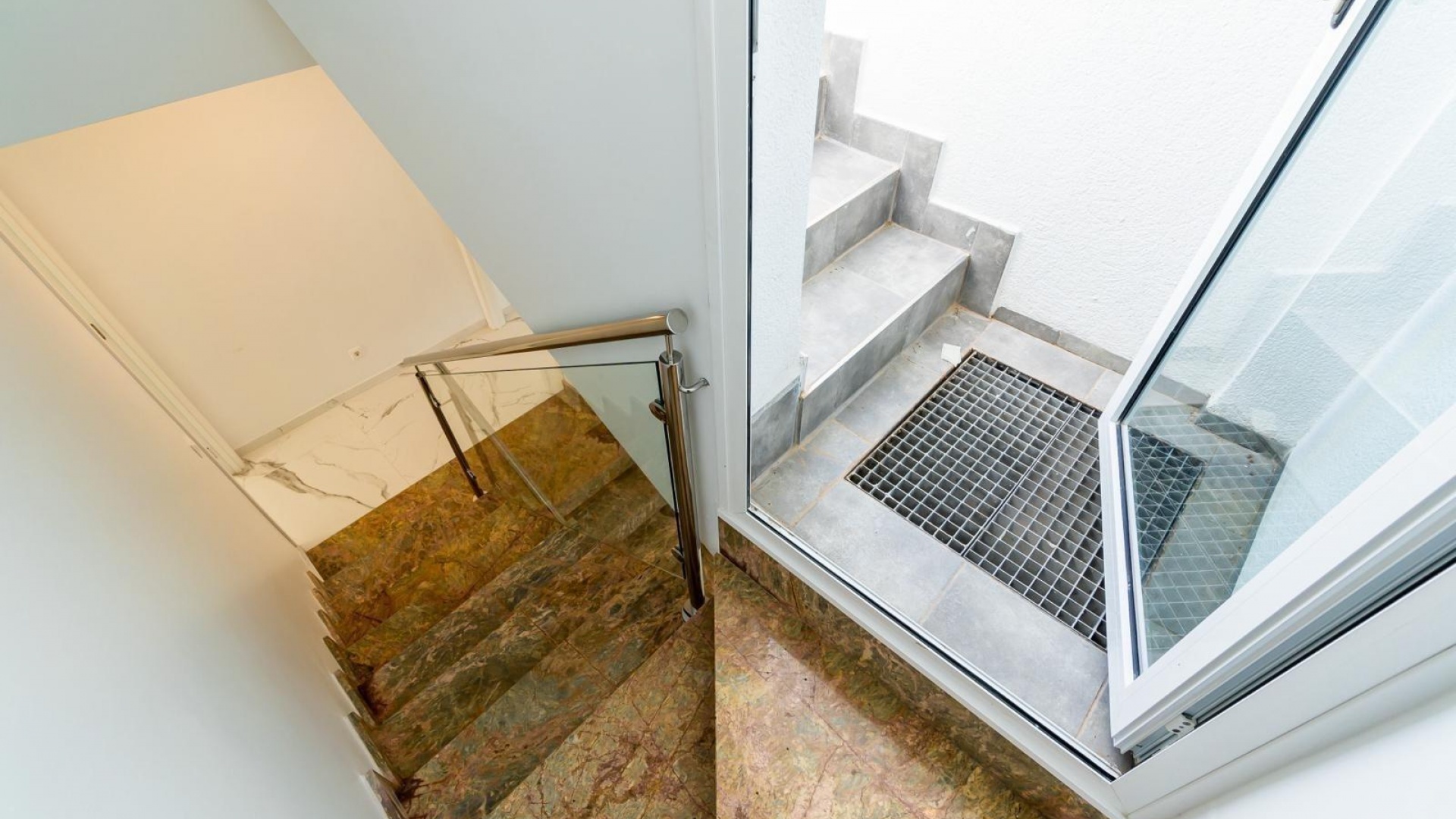 Compleet- Sleutel Klaar - Villa - Villamartin - Costa Blanca South